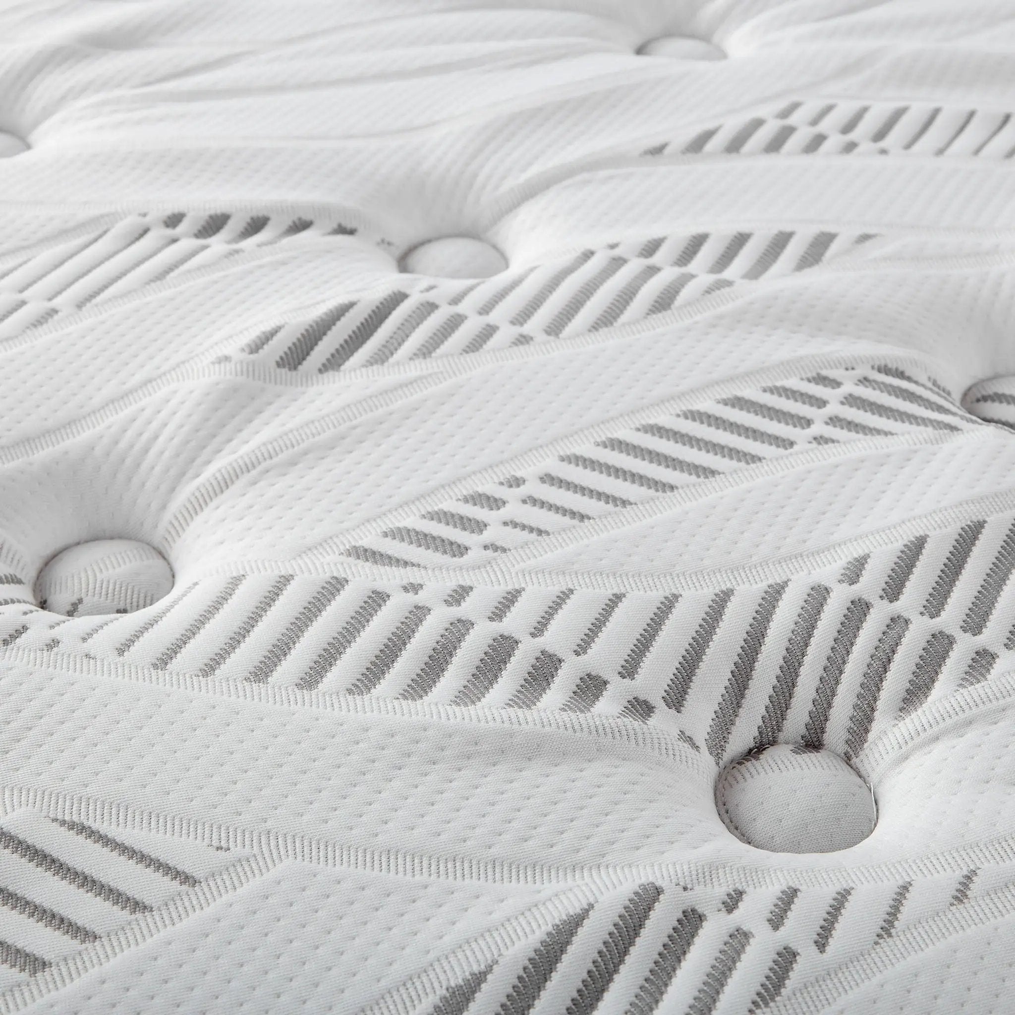 Hayes 11-inch Queen Pillow Top Memory Foam Hybrid Mattress by Unique Piece Furniture