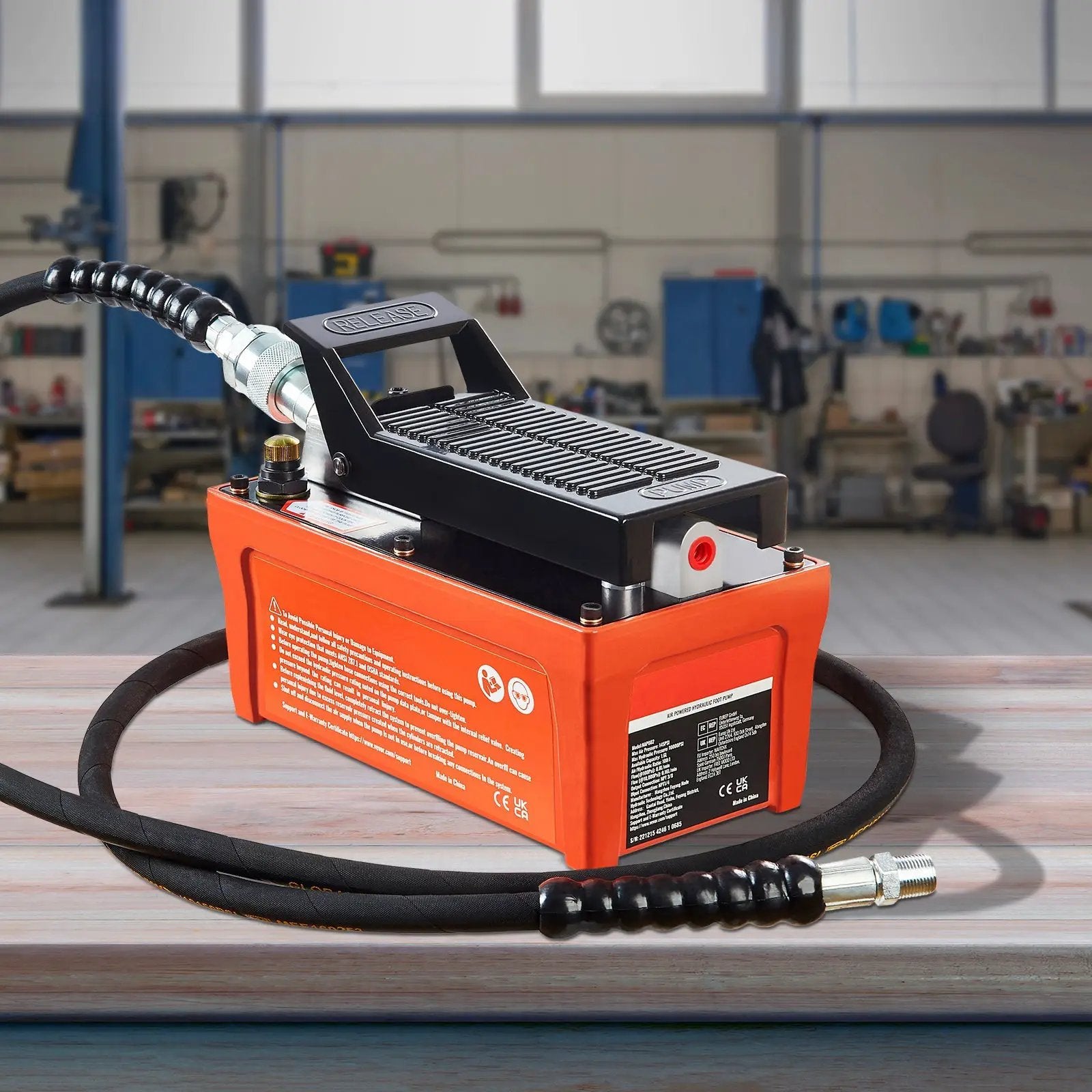 Air Hydraulic Pump with 10,000 PSI Capacity and 1/2 Gal Reservoir by HouseOfZazla