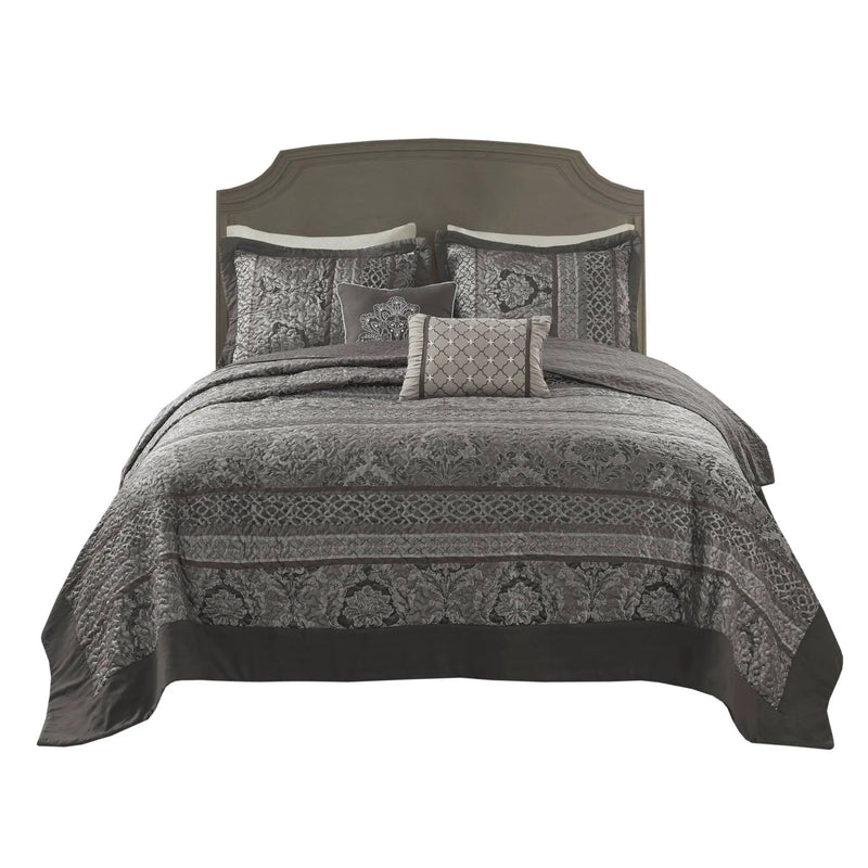 5-Piece Queen 5 Piece Reversible Jacquard Bedspread Set by HouseOfZazla