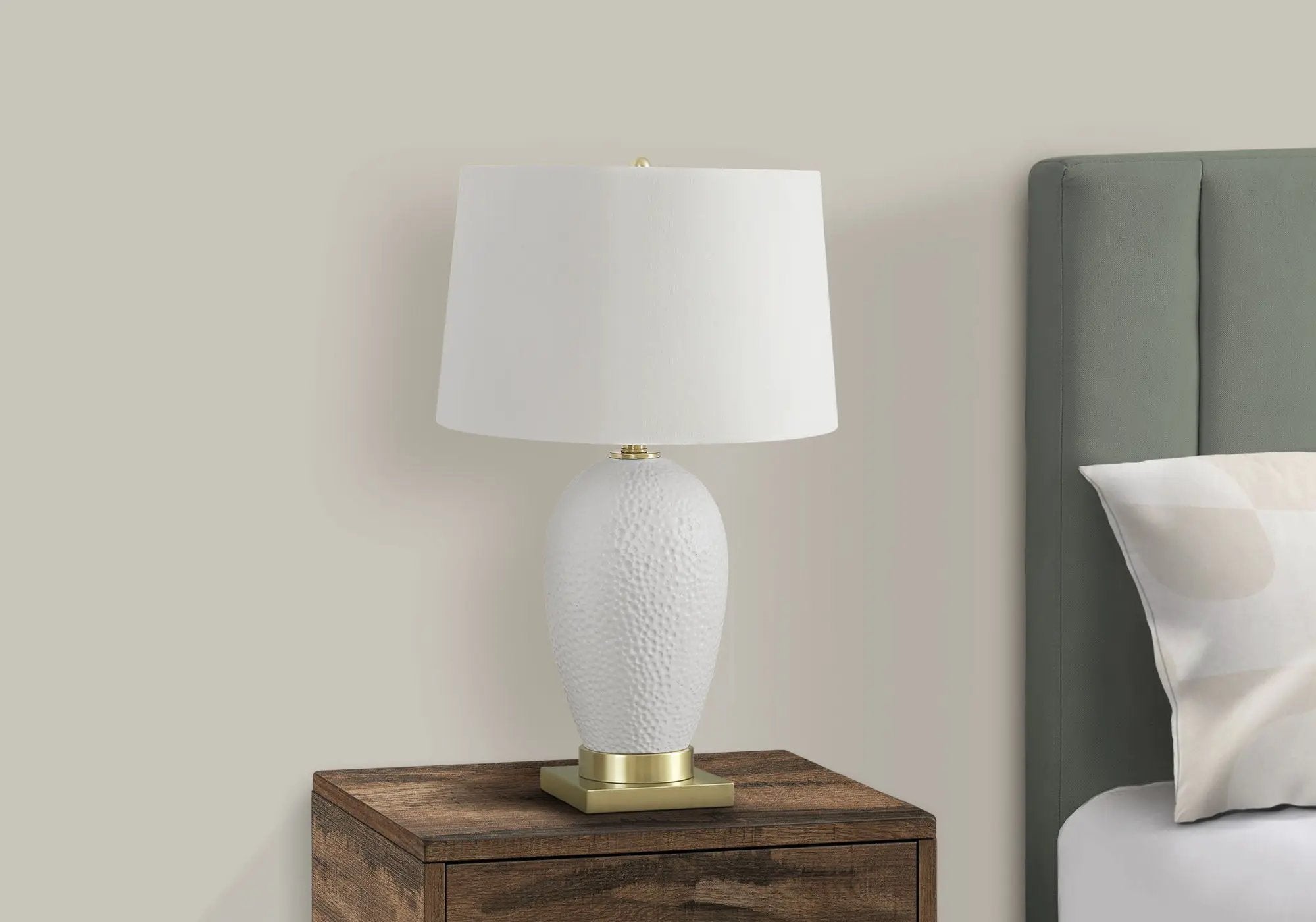 Lighting, Table Lamp, Ceramic, Transitional - White by Unique Piece Furniture