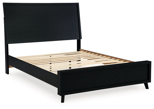 Danziar - Panel Bed, photo 2 of 6