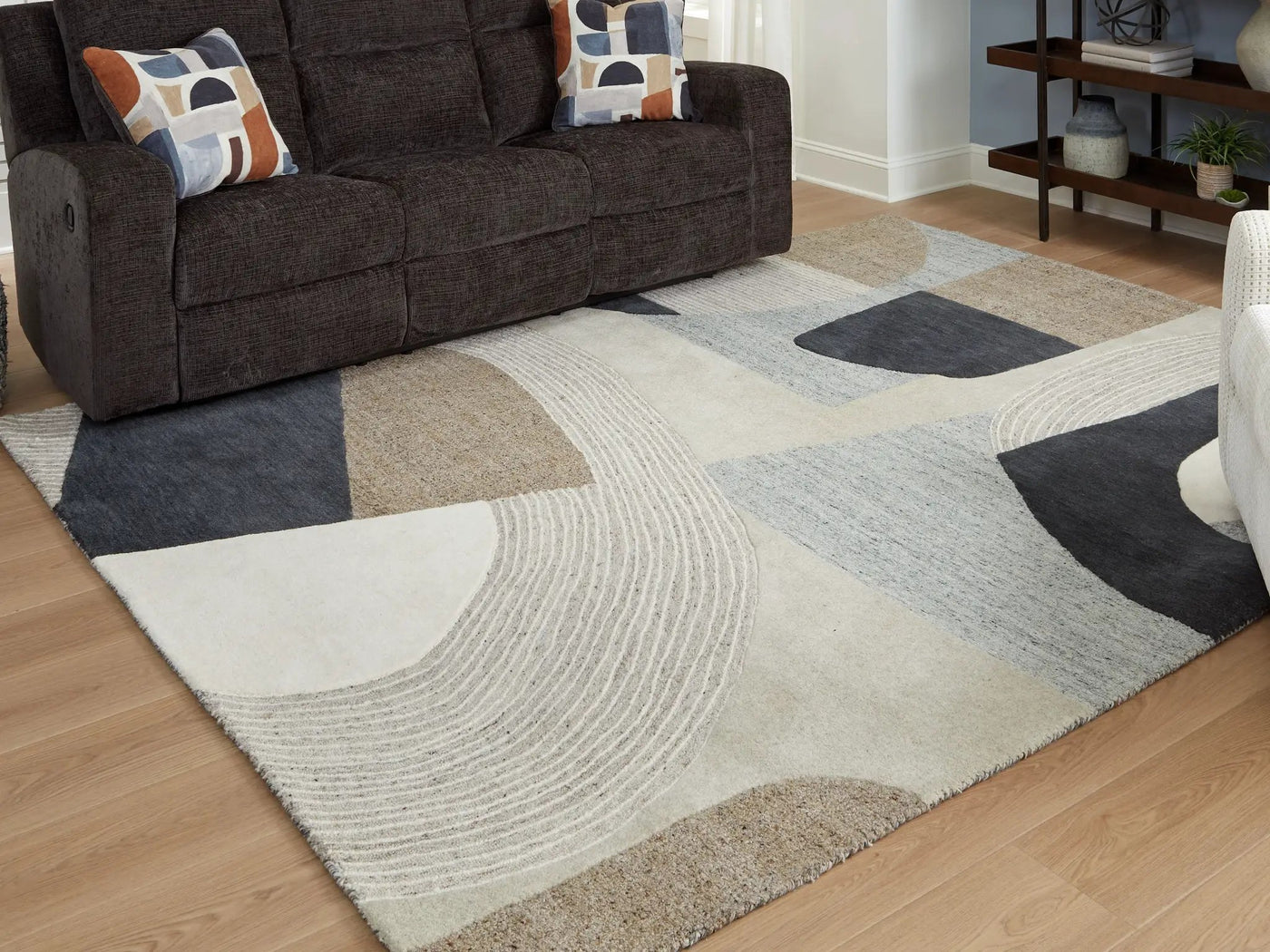 Edrickhill - Rug by Unique Piece Furniture