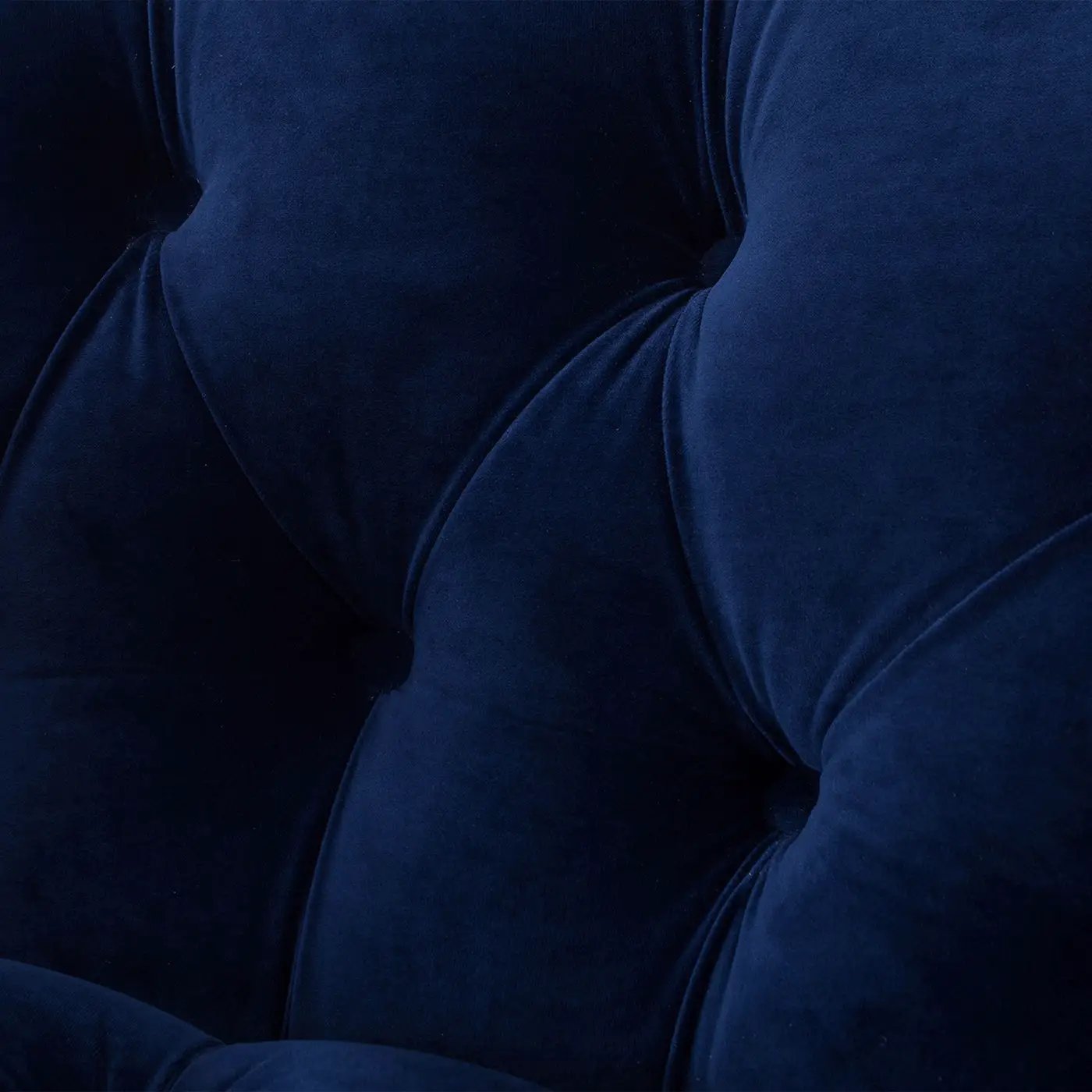La Rosa - Victorian Tufted Upholstered Accent Chair by Unique Piece Furniture
