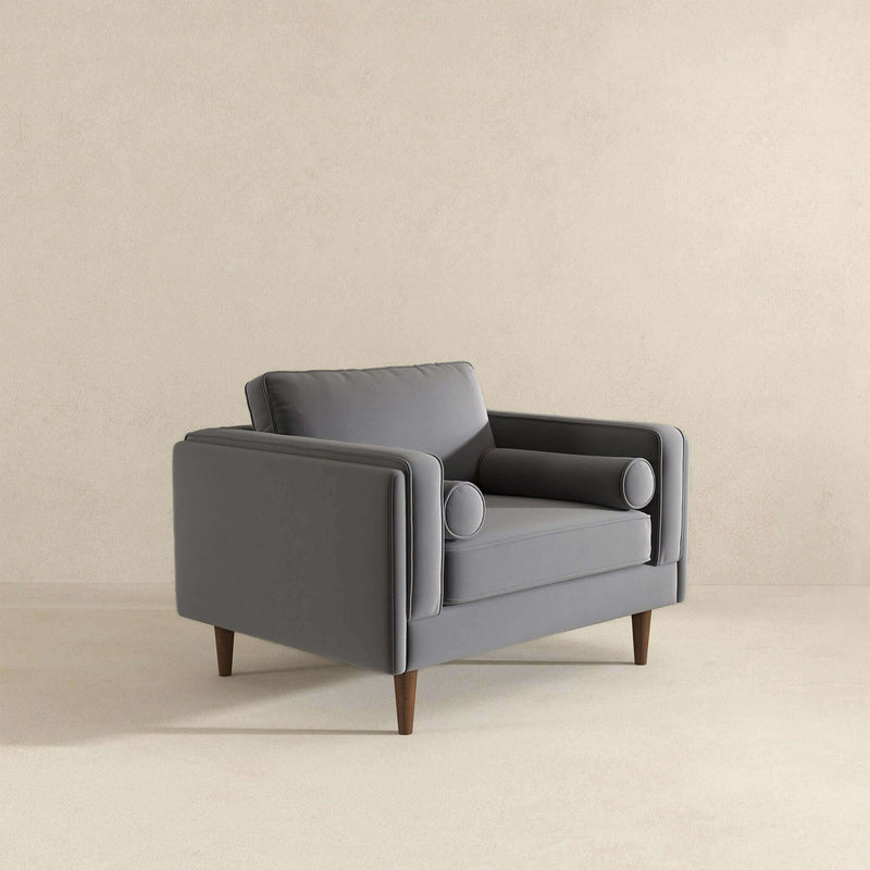 Amber - Universal Lounge Chair by HouseOfZazla