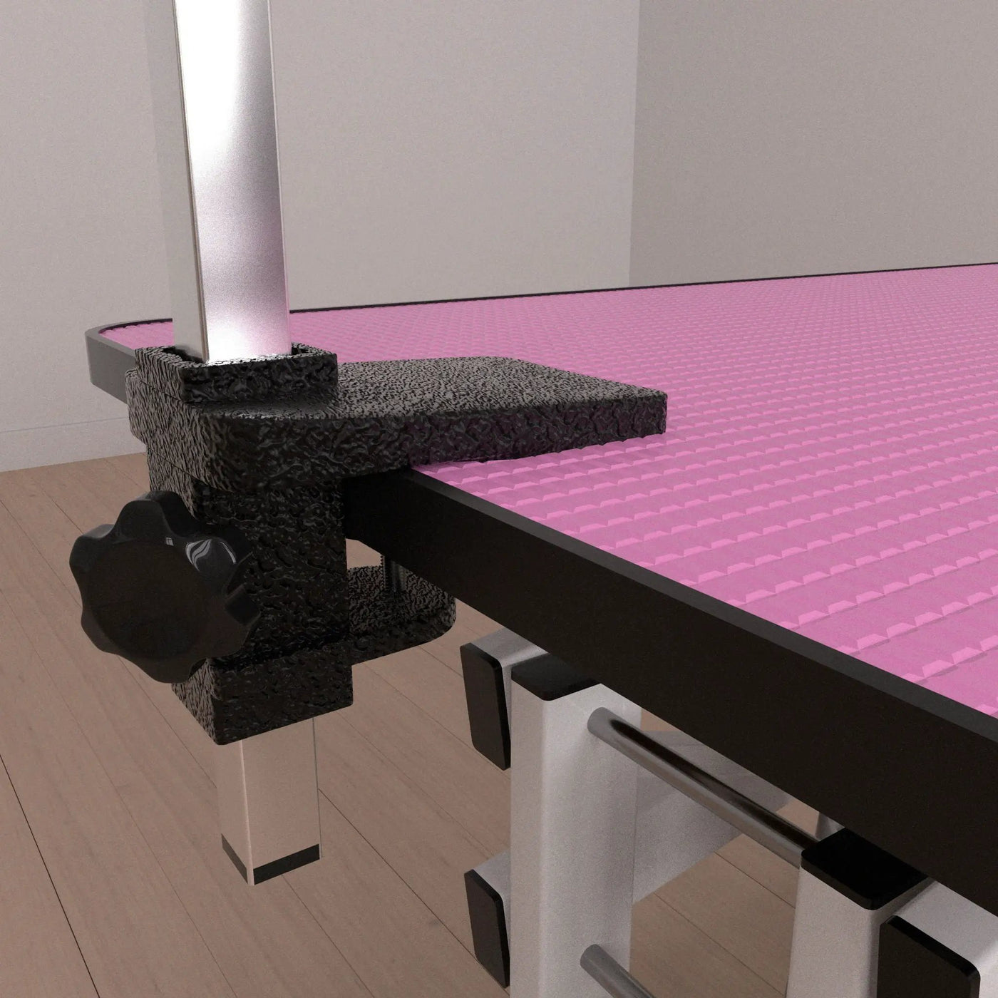 Hydraulic Pet Grooming Table by HouseOfZazla