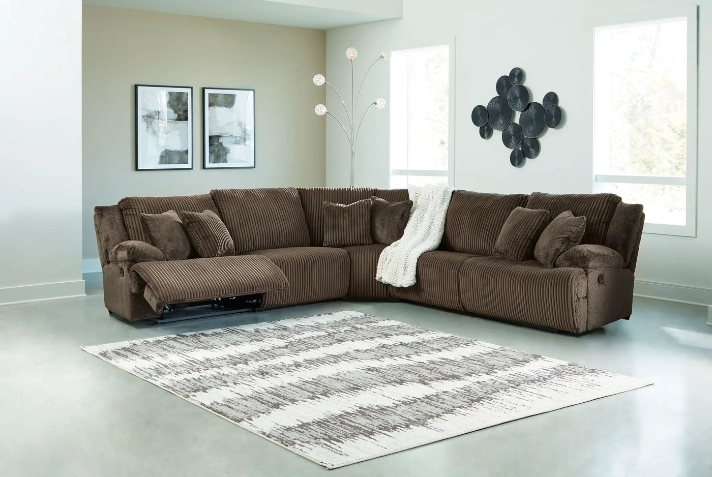 Top Tier - Reclining Sectional by Unique Piece Furniture