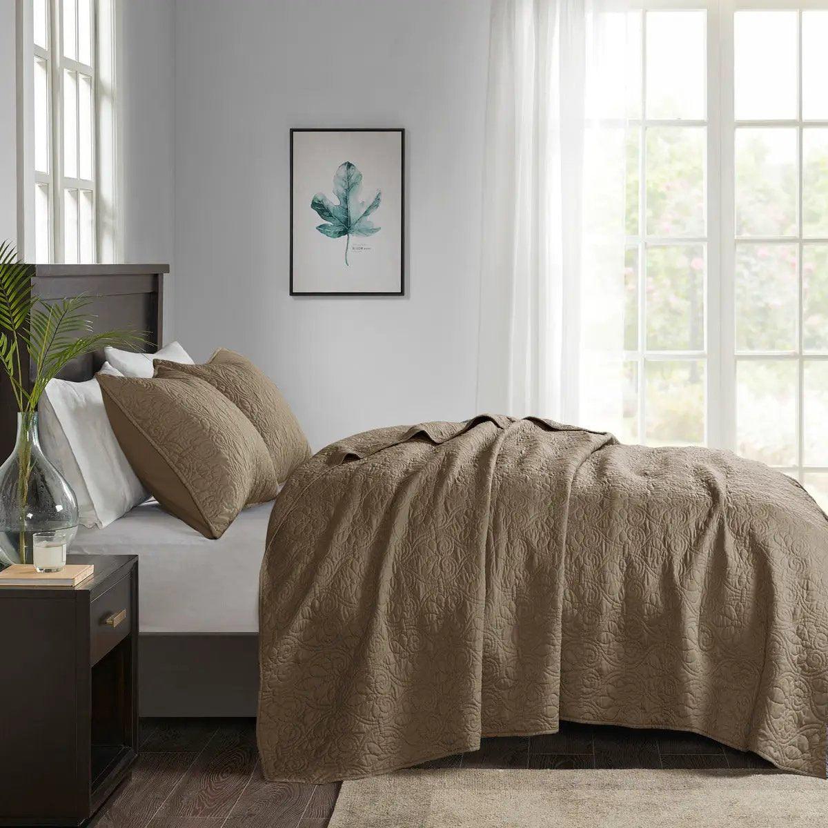 Reversible Quilt Set Mocha King/Cal King by HouseOfZazla