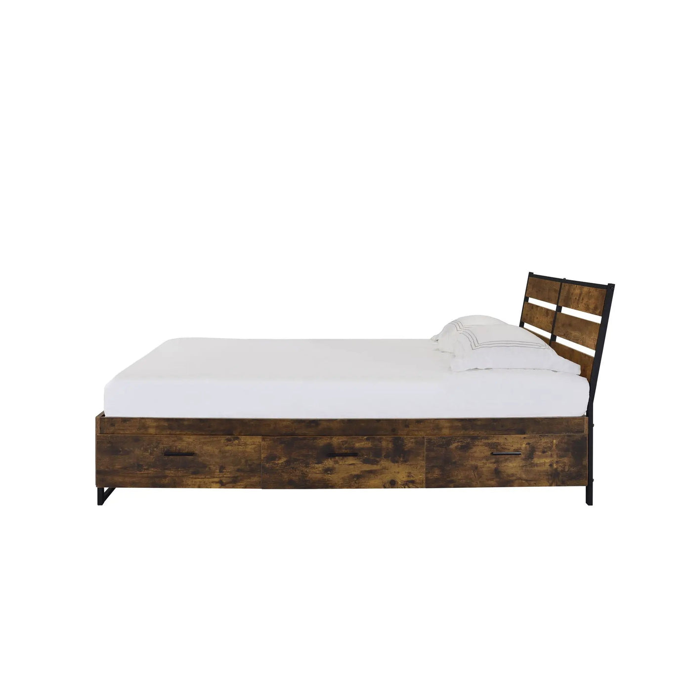 Juvanth Rustic Bed by HouseOfZazla