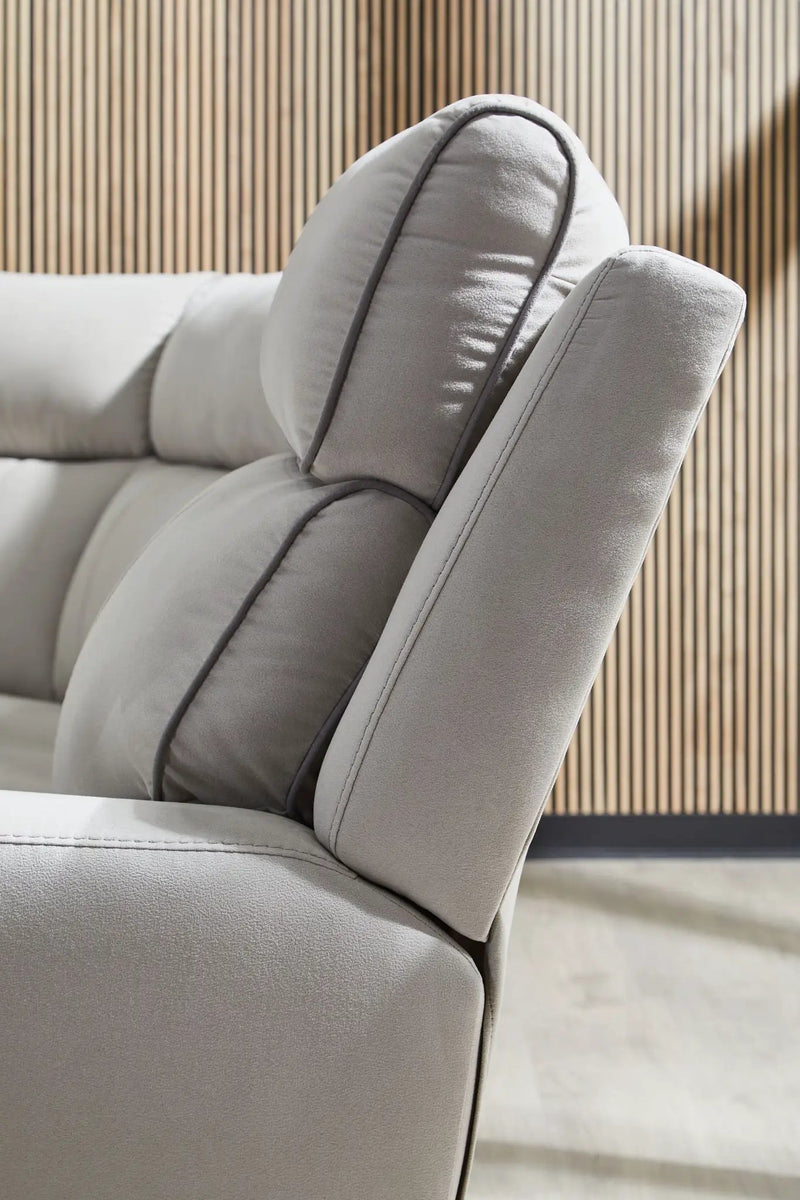 Social Pointe - Reclining Sectional by Unique Piece Furniture