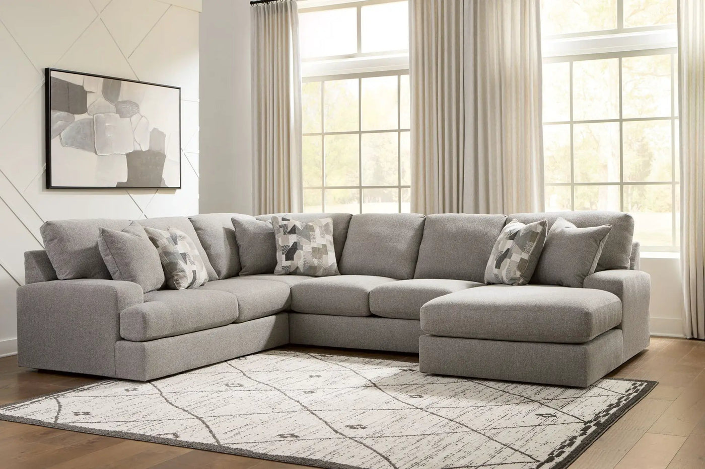 Lindon - Sectional by Unique Piece Furniture