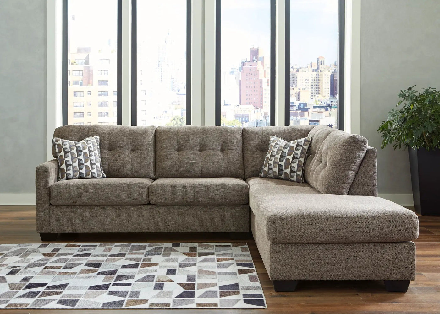 Mahoney - Sectional by Unique Piece Furniture