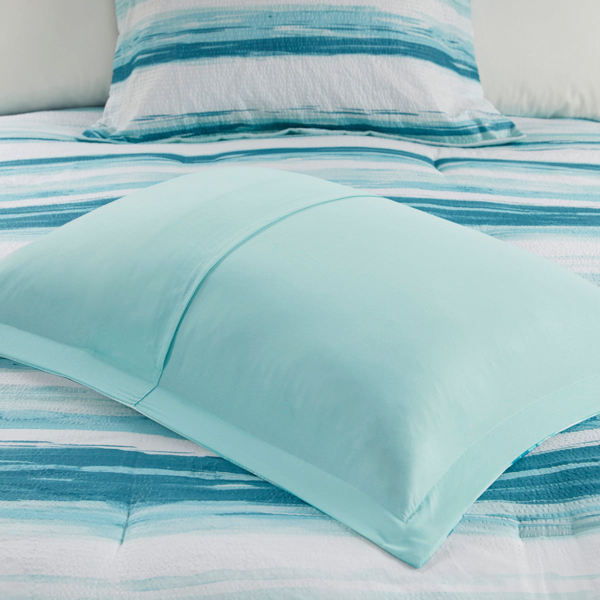 8 Piece Printed Seersucker Comforter and Quilt Set Collection Aqua Full/Queen by HouseOfZazla