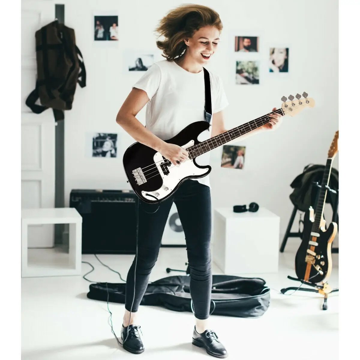 Electric Bass by DirectDeals