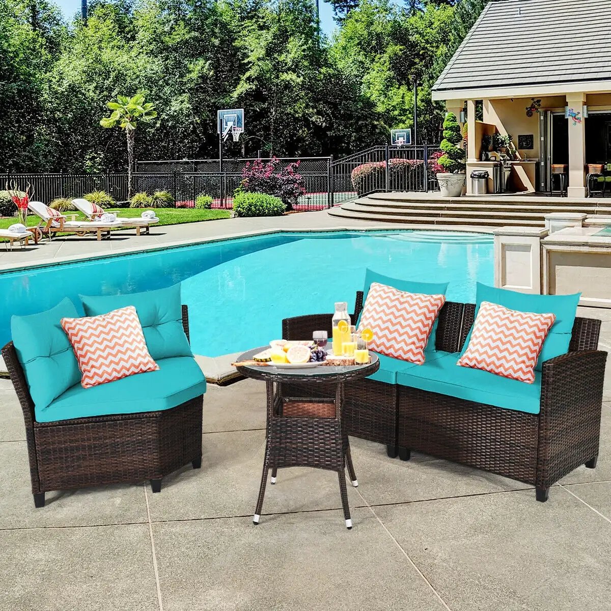 4 Pieces by DirectDeals
