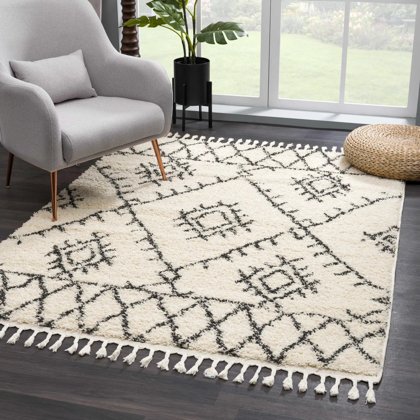 Emlenton Berber Shag with Tassels - Clearance by Boutique Rugs