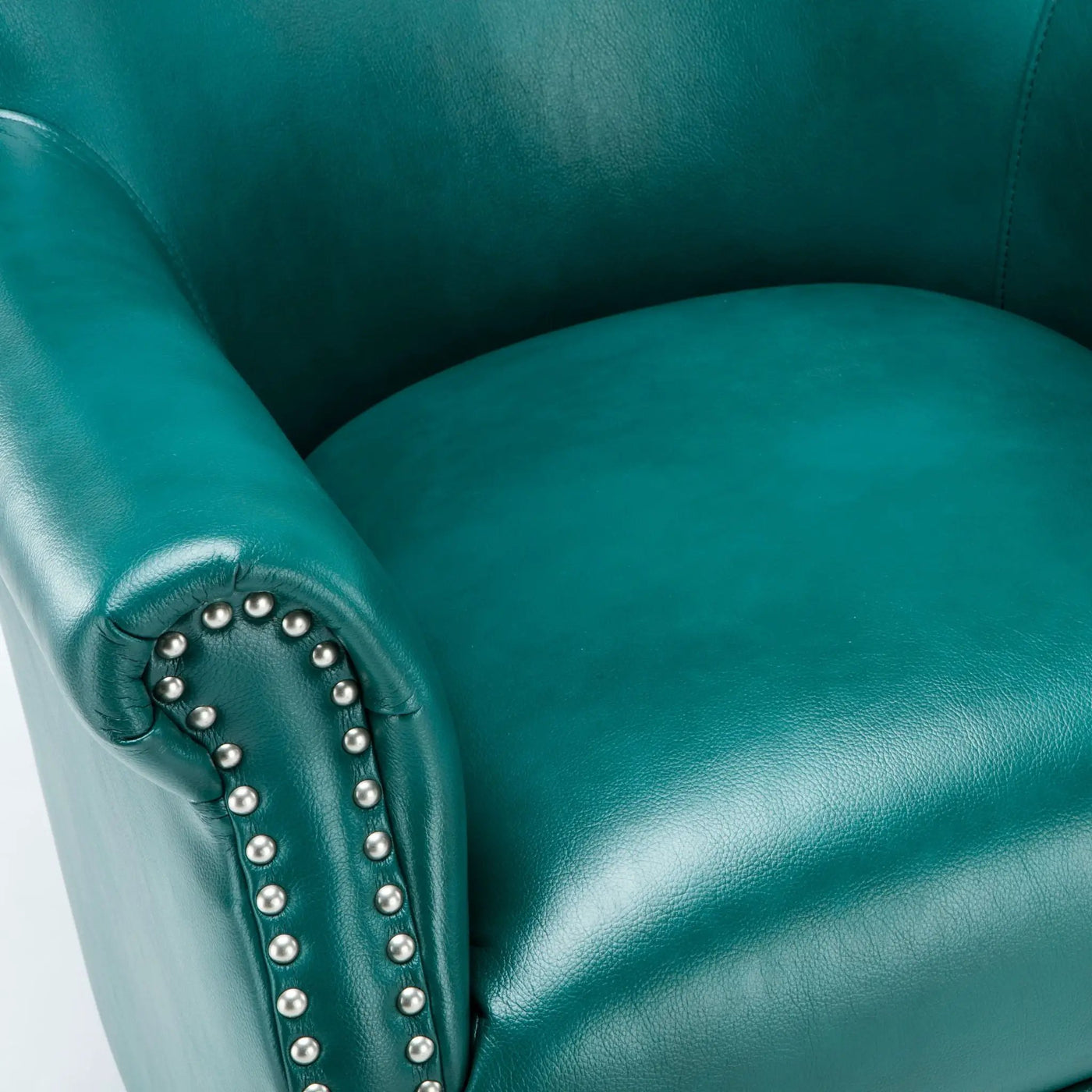Hadley - Club Chair by HouseOfZazla