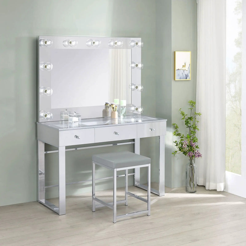Umbridge Upholstered Square Padded Cushion Vanity Stool by Unique Piece Furniture