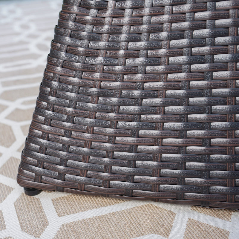Calhoun 16 Outdoor Wicker End Table by HouseOfZazla