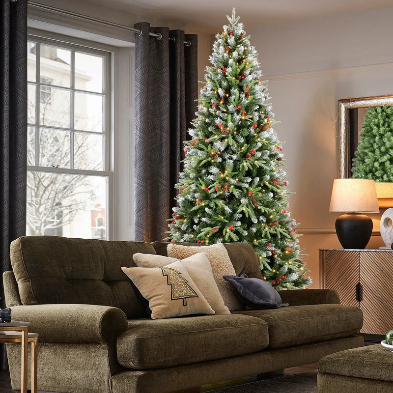 9FT Christmas Tree with 750 Warm Lights by HouseOfZazla
