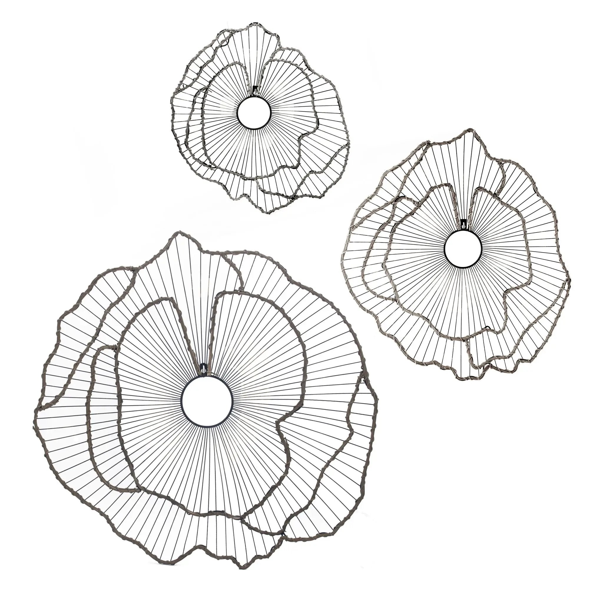 Metal Flowers Wall Decor, Transitional Wall Floral Sculpture For Foyer Porch Hallway Entrance (Set of 3) - Gold by HouseOfZazla