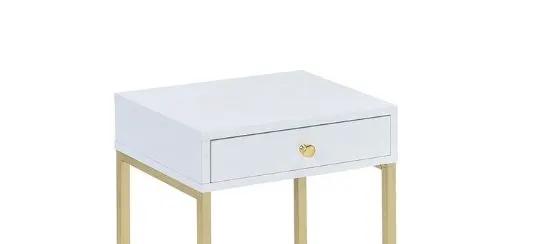 Coleen - Elegant Design Accent Table by HouseOfZazla