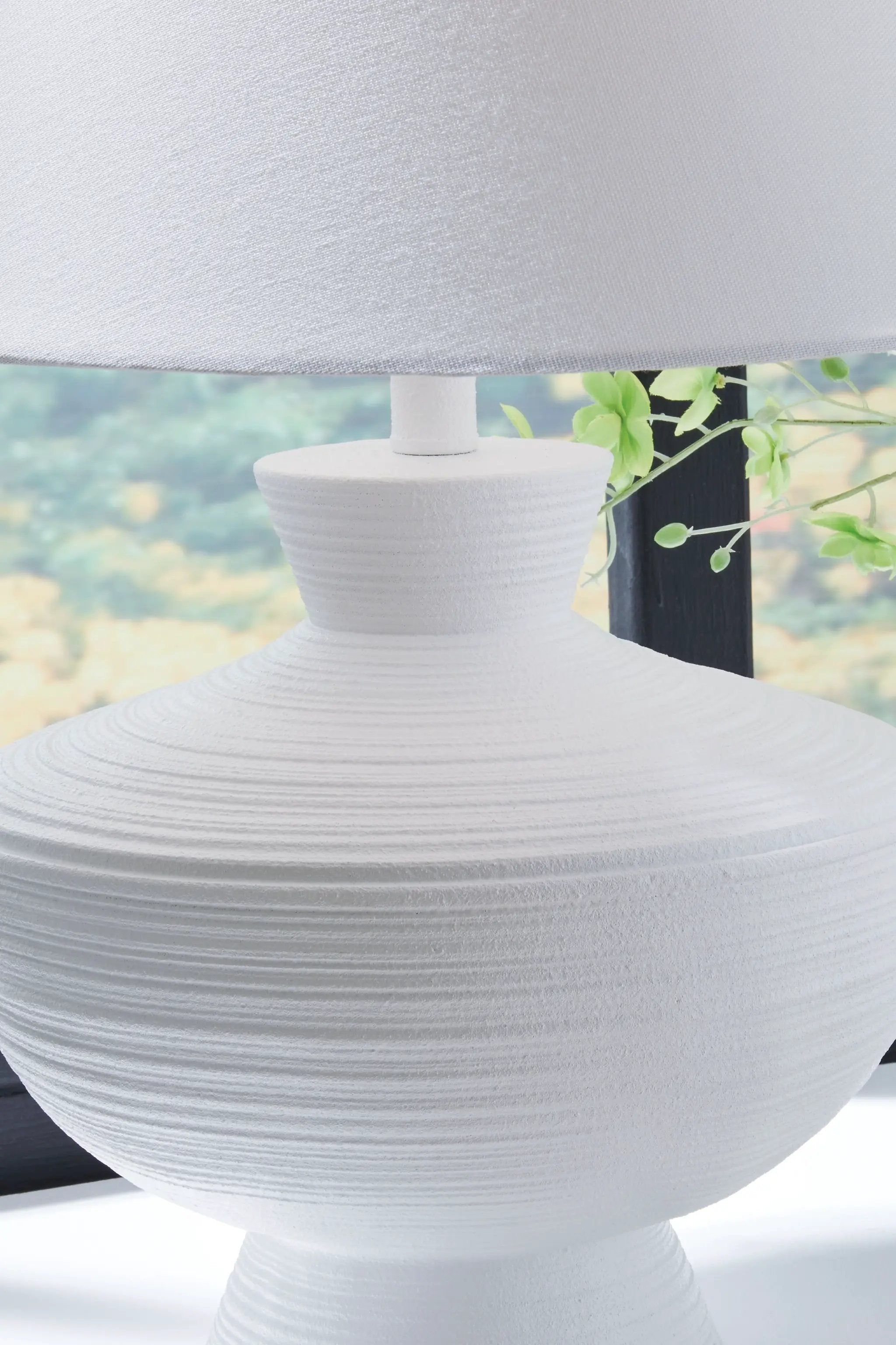 Harelwood - Poly Table Lamp - White by Unique Piece Furniture