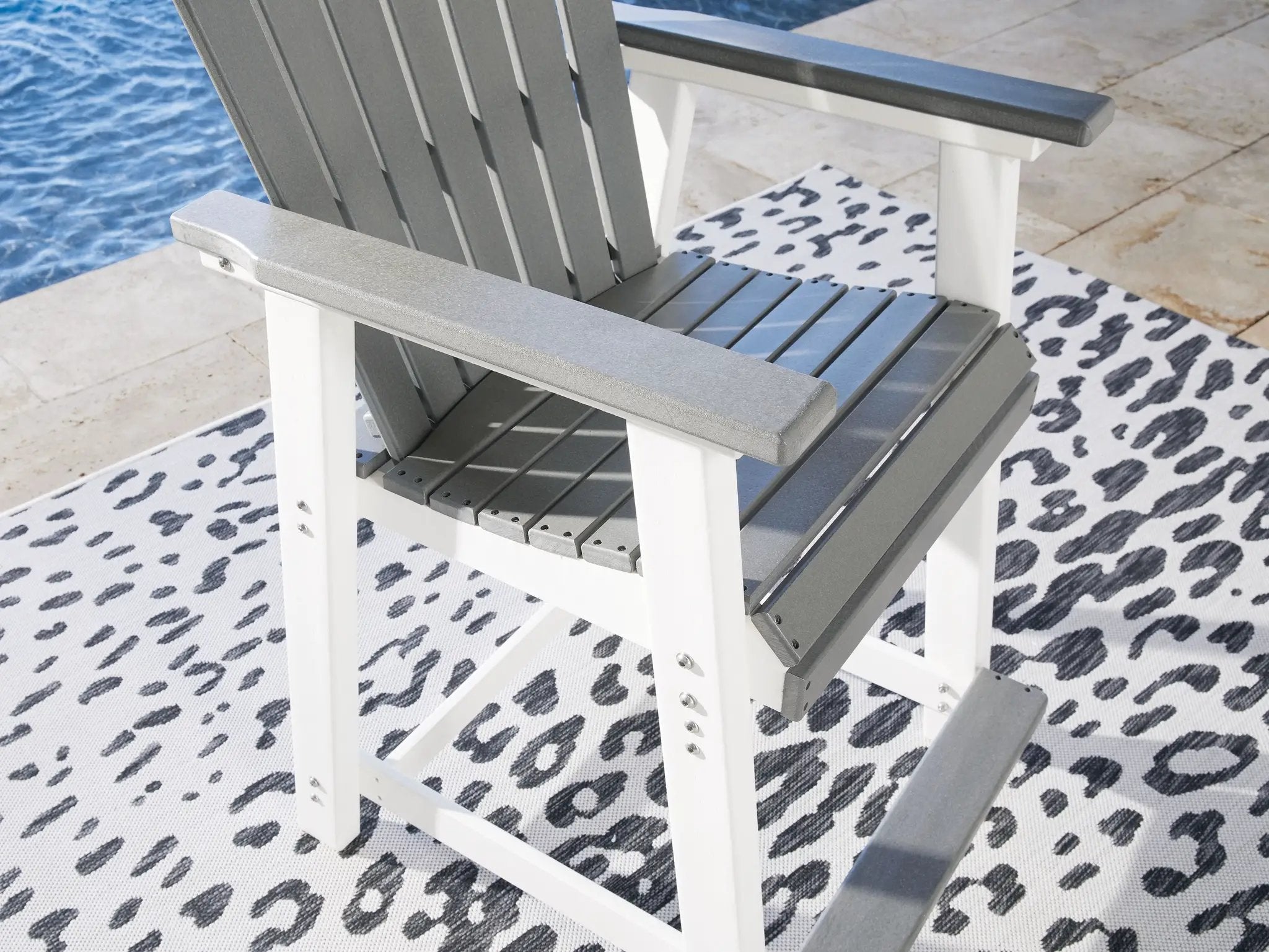 Transville - Barstool (Set of 2) - Gray / White by Unique Piece Furniture