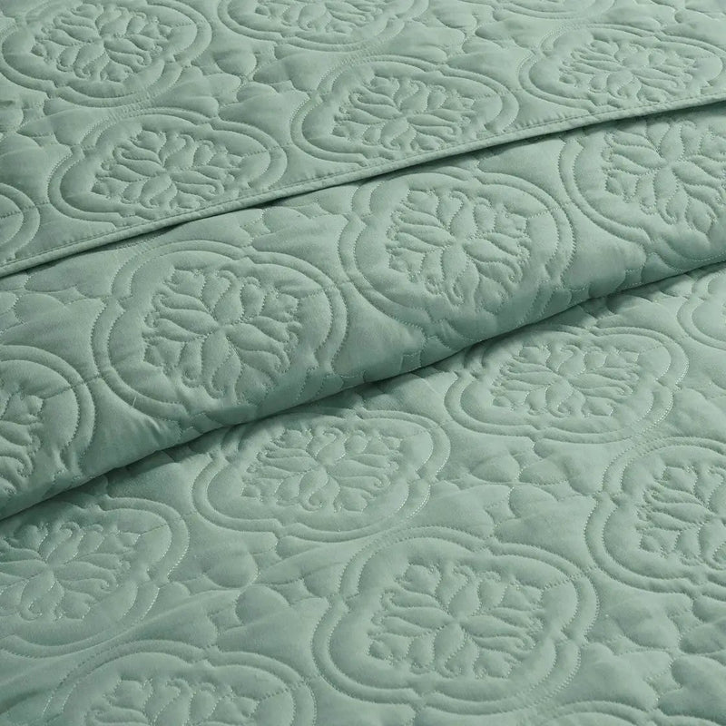 3 Piece Reversible Bedspread Set Seafoam Full/Queen by HouseOfZazla