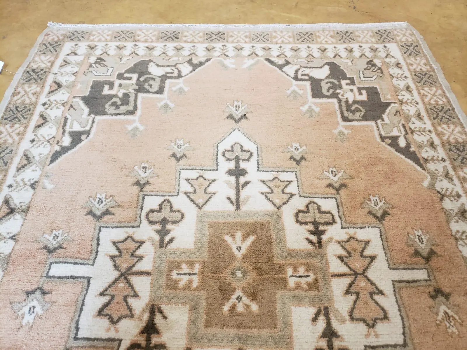 Antique Moroccan Rug 5x7 Tribal Carpet, Hand-Knotted Soft Wool Pile, 5 x 7 Area Rug, Berber Rug, Geometric Open Field Medallion, Pink Ivory by Jewel Rugs
