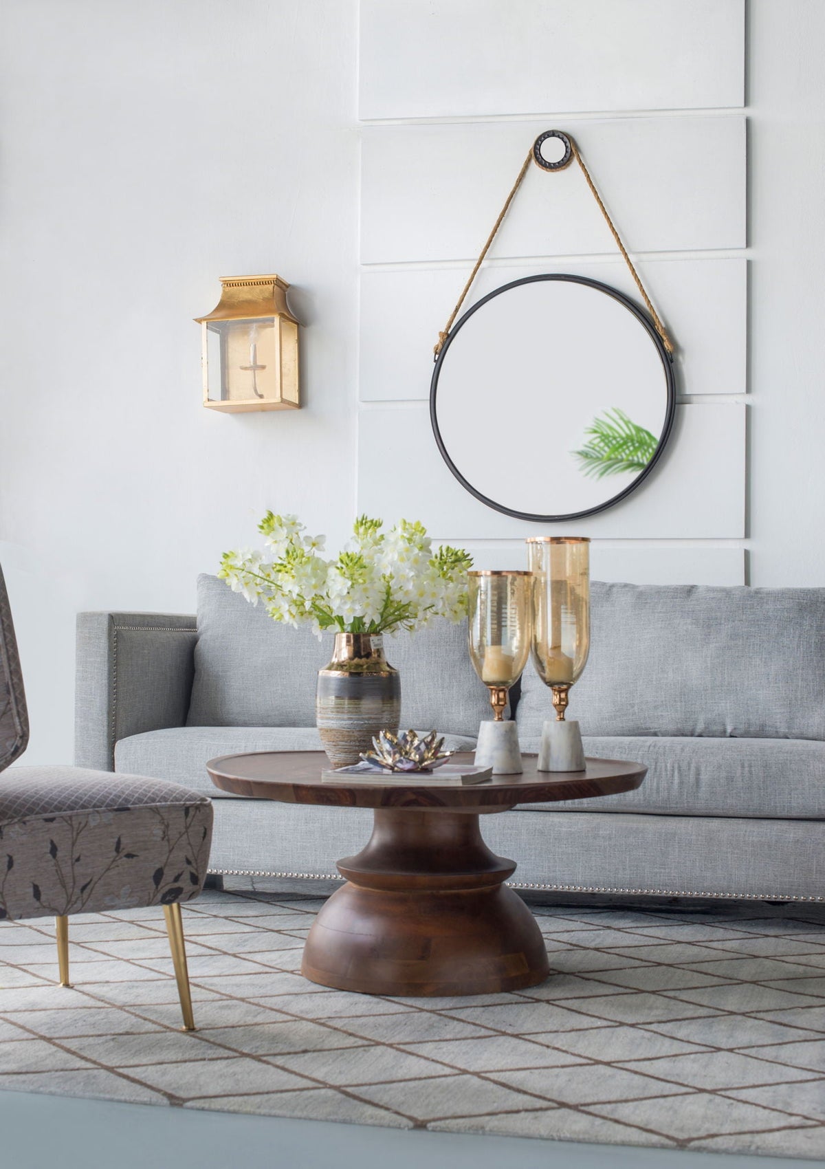 Black Circle Wall Mirror with Rope Strap - Contemporary Metal Frame, photo 4 of 12