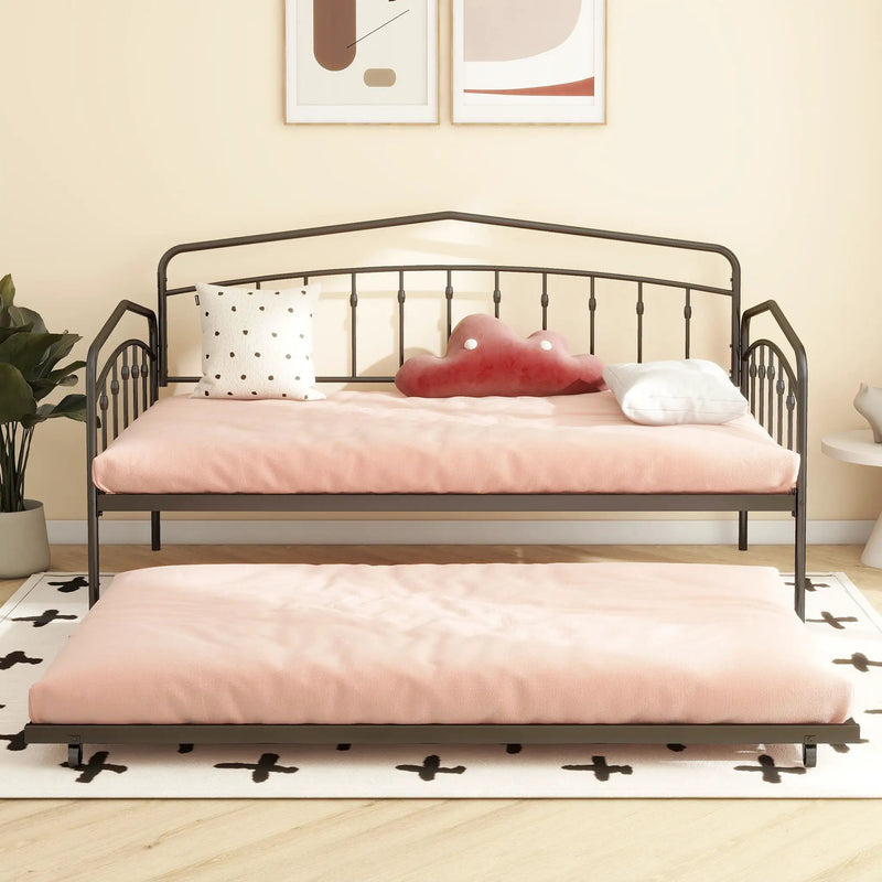 Fox - Daybed With Twin Trundle by HouseOfZazla