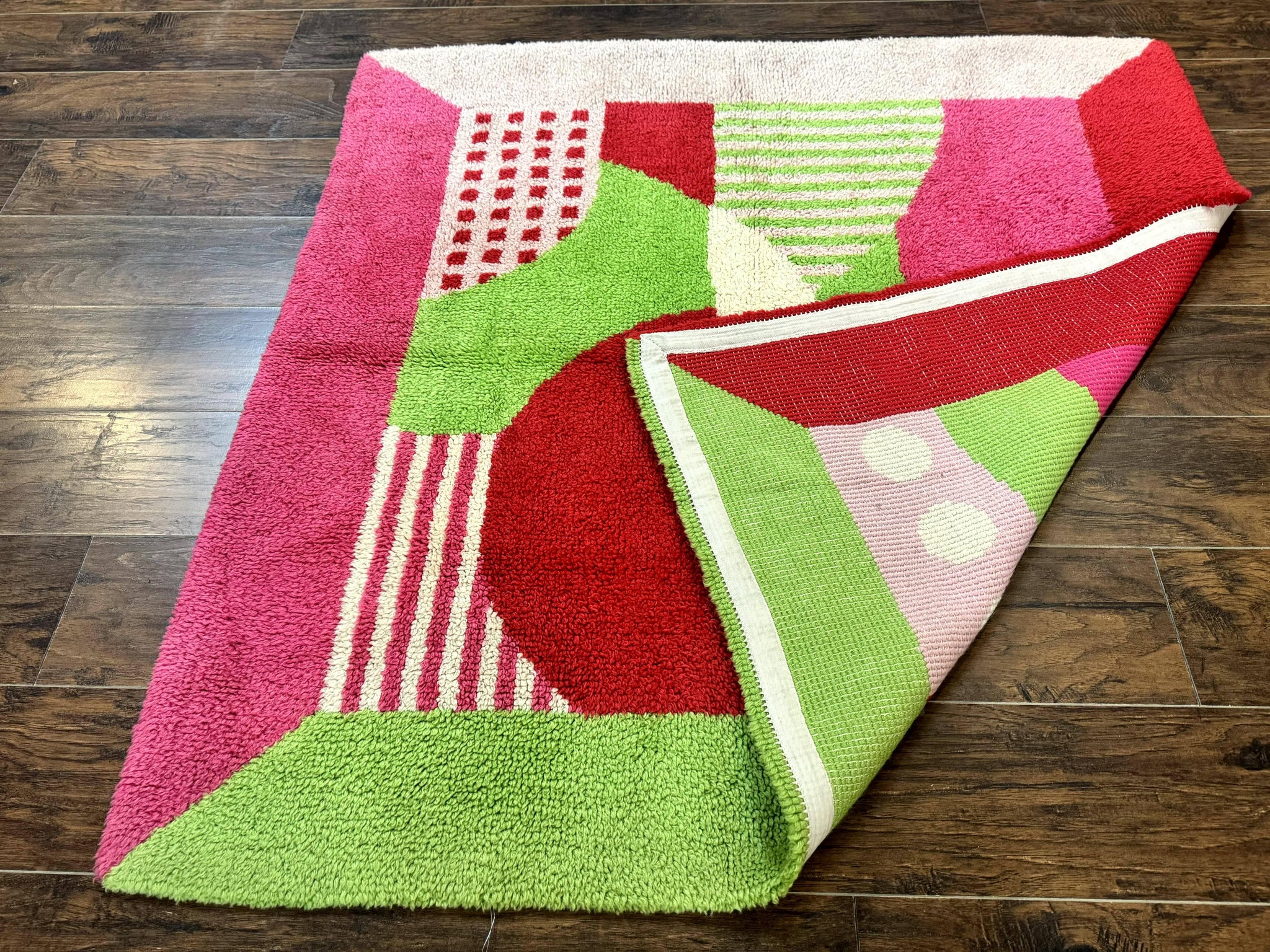 European Shag Rug 4.8 x 4.8, Modern Abstract Design, Green Pink Red, Square Shag Rug, Unique by Jewel Rugs