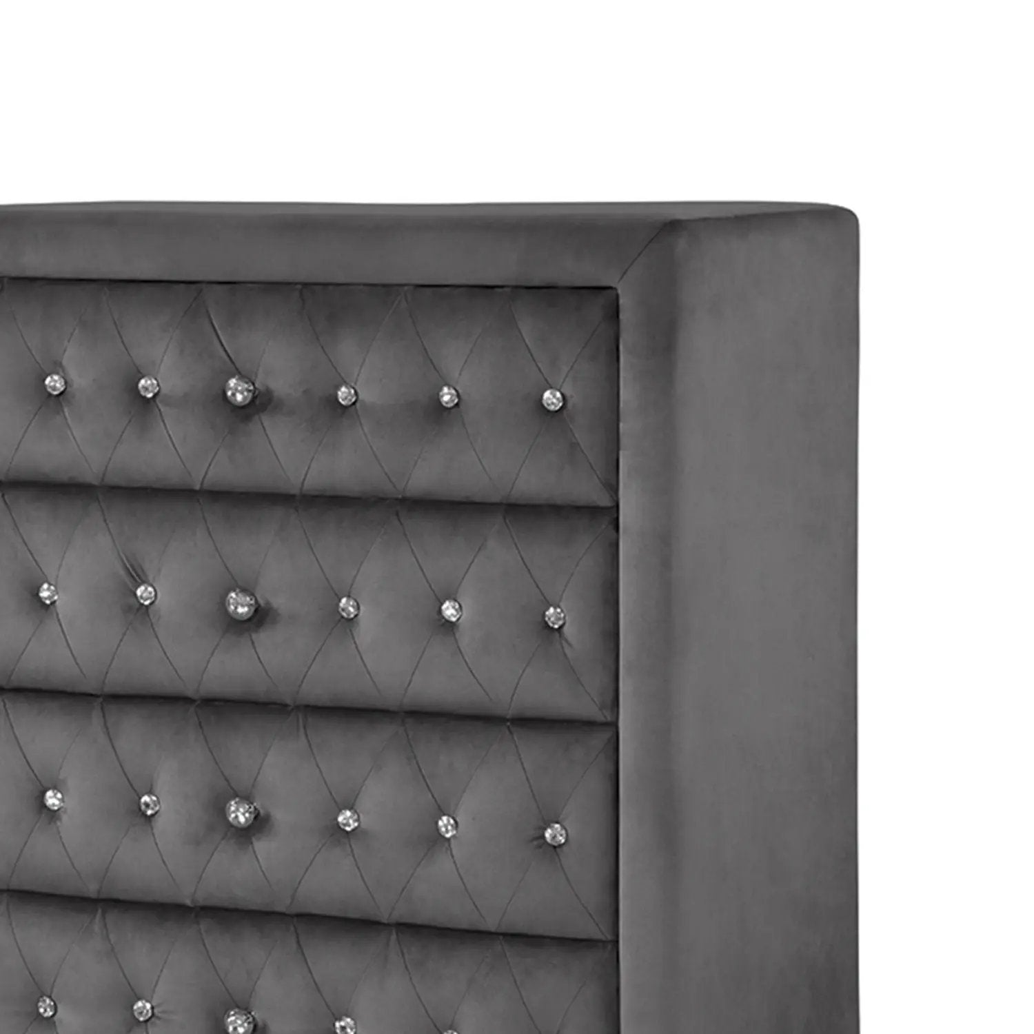 Sophia - 5 Drawer Chest by HouseOfZazla