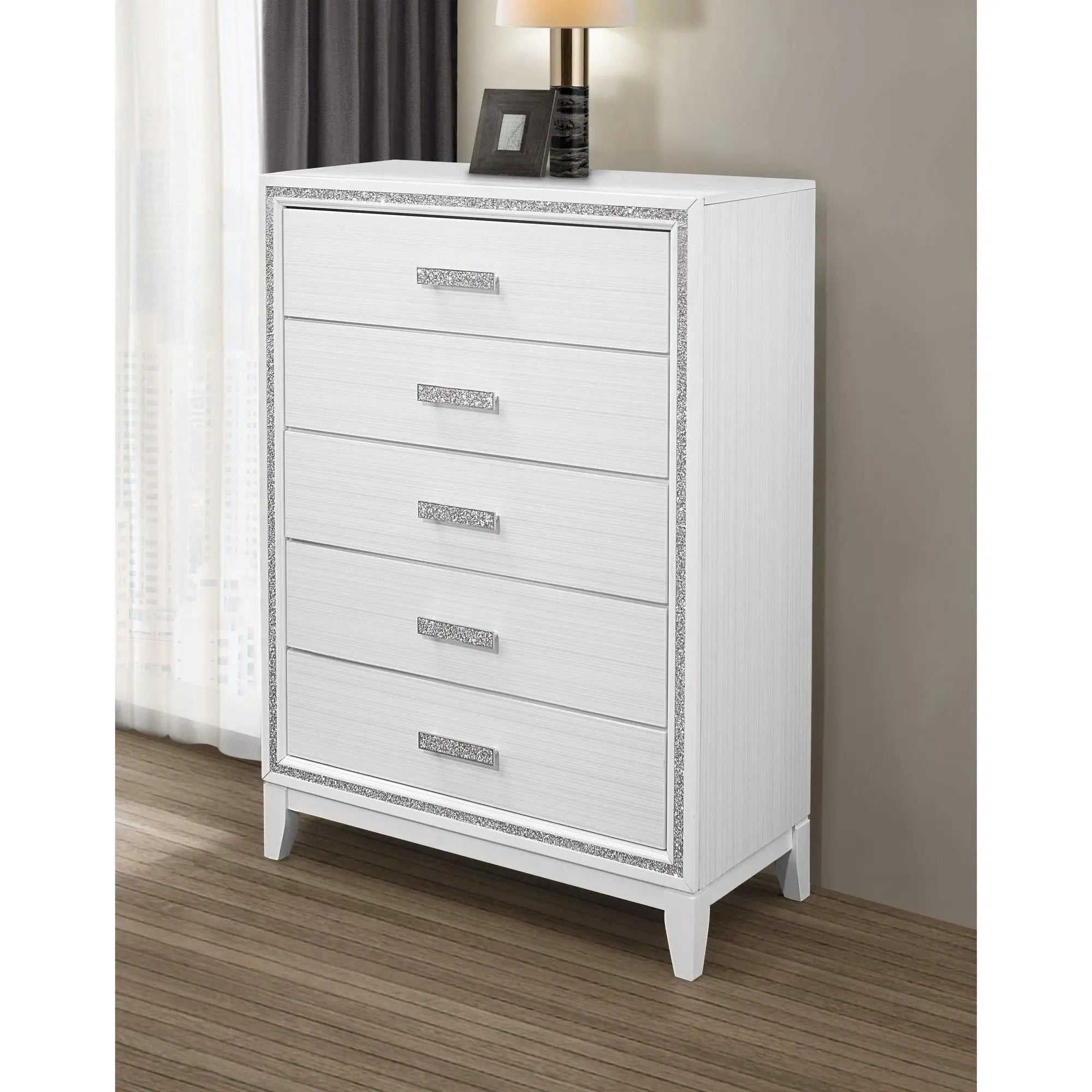 Omoda - Chest - White by HouseOfZazla