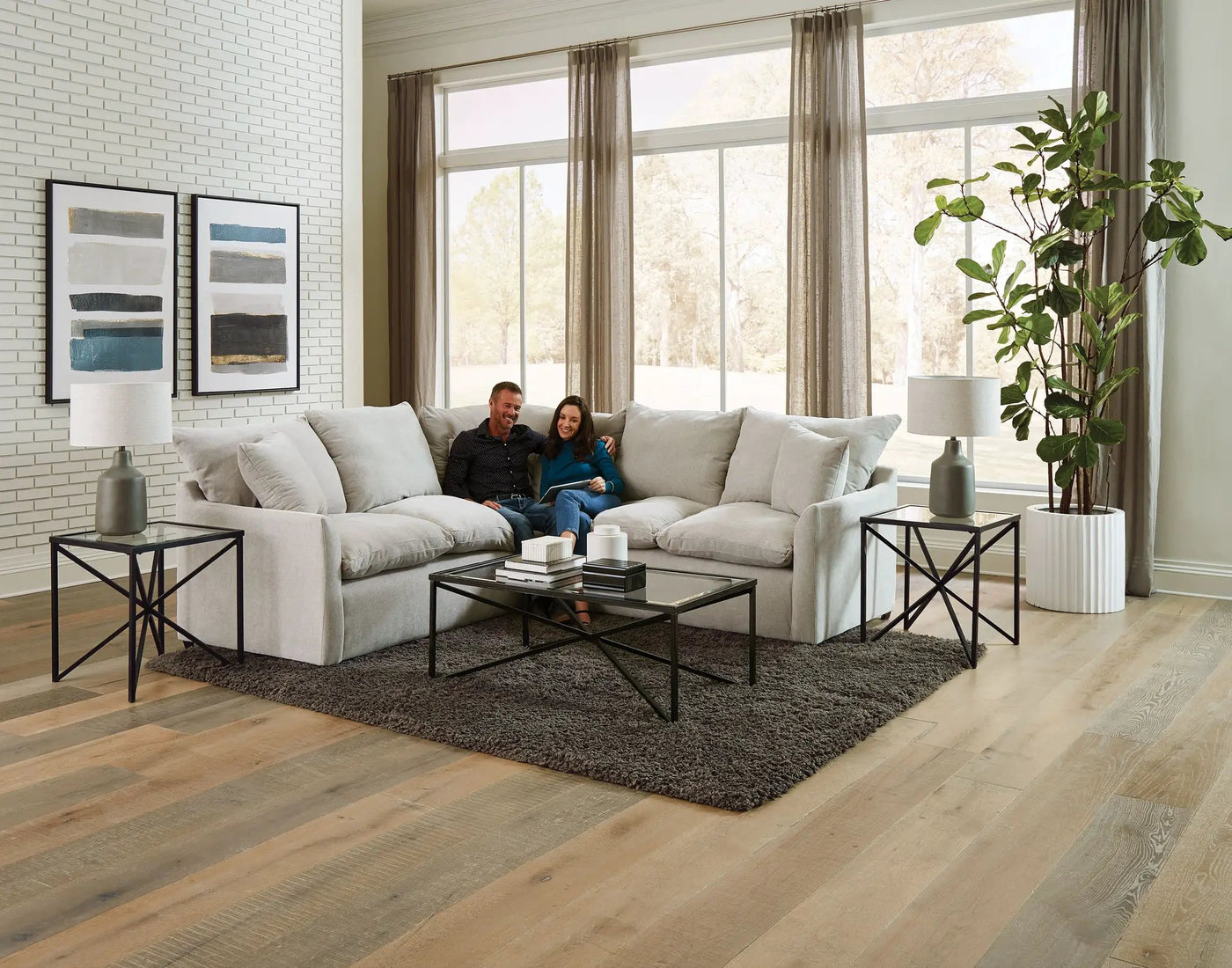 Harper - Sectional by Unique Piece Furniture