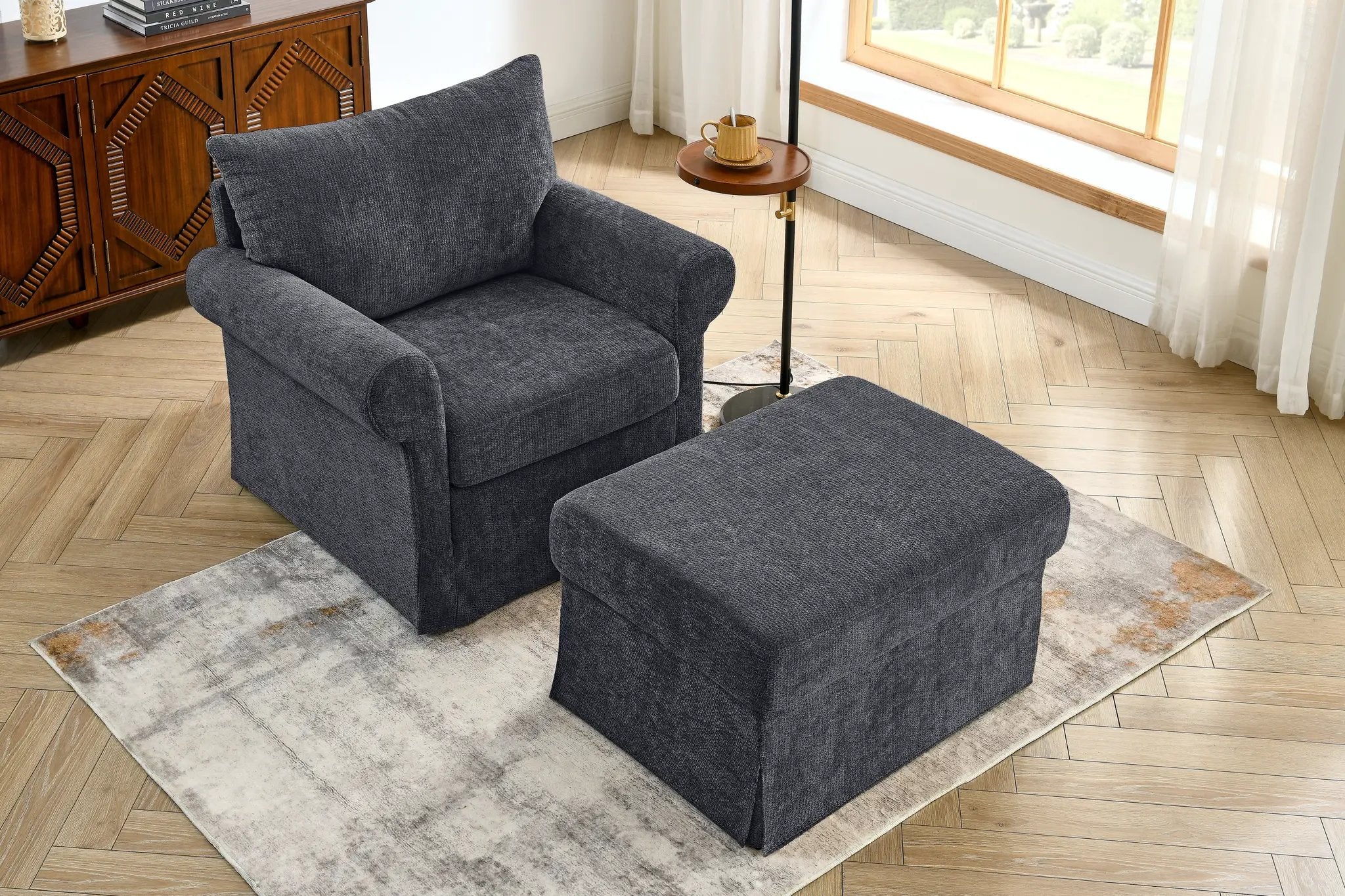 37.5" Accent Chair with Ottoman by HouseOfZazla