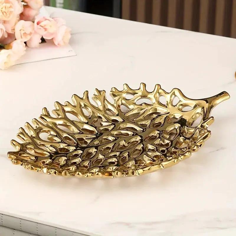 1pc Ceramic Decorative Tray - Leaf Pattern Design, Suitable for Living Room and Dining Room Decoration, Luxurious and Luxury Decorative Tray Perfect for Wedding, Commercial Event Decoration, Non Food Contact, Non-Food Contact by House Of Avana