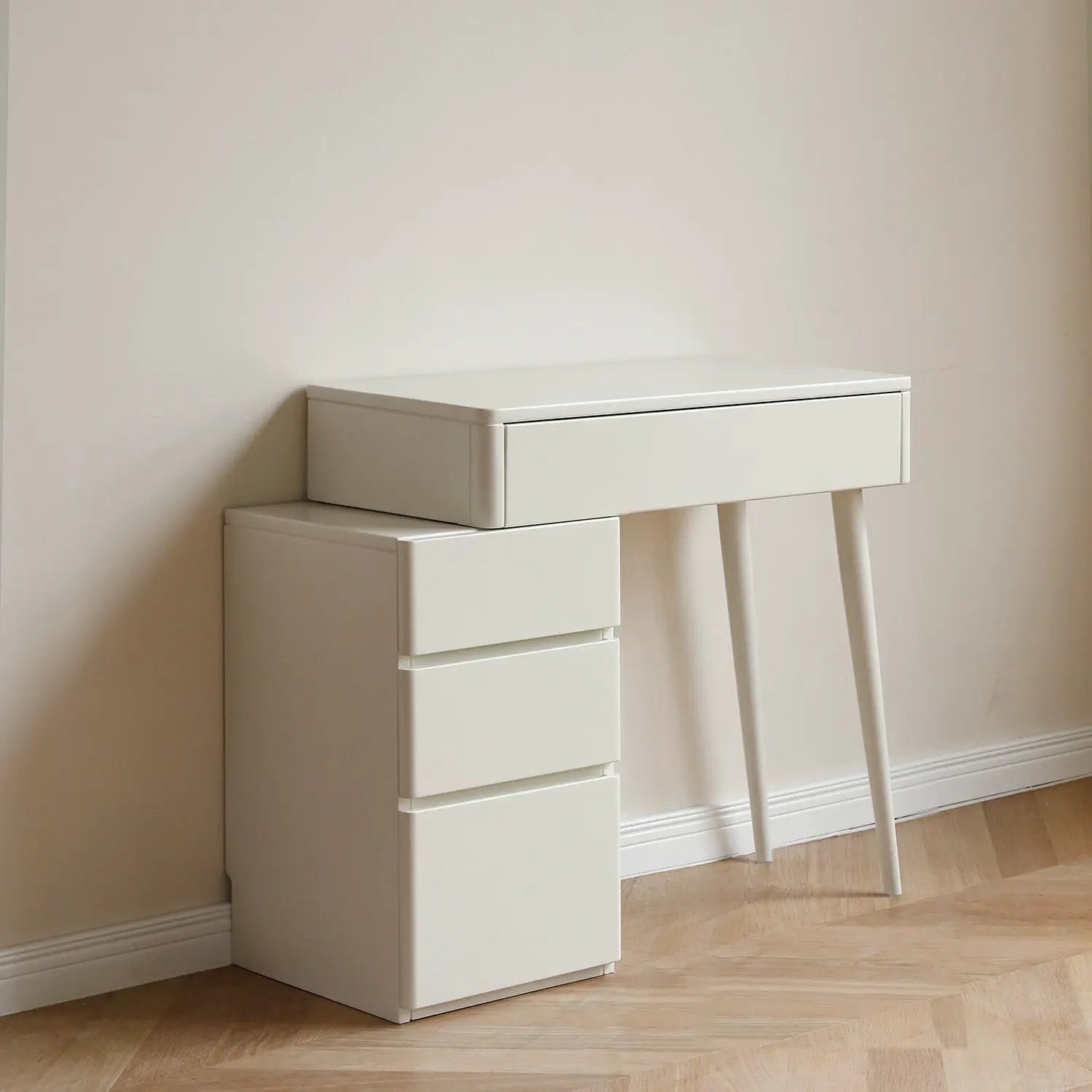 Solid Liriodendron Wood Dresser Table with Stool by HouseOfZazla