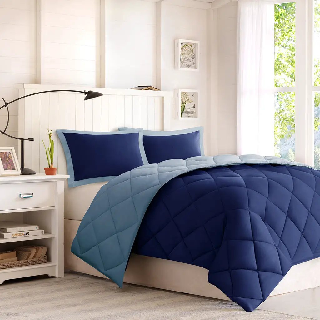 King 3M Scotchgard Diamond Quilting Reversible Down Alternative Comforter Set by HouseOfZazla