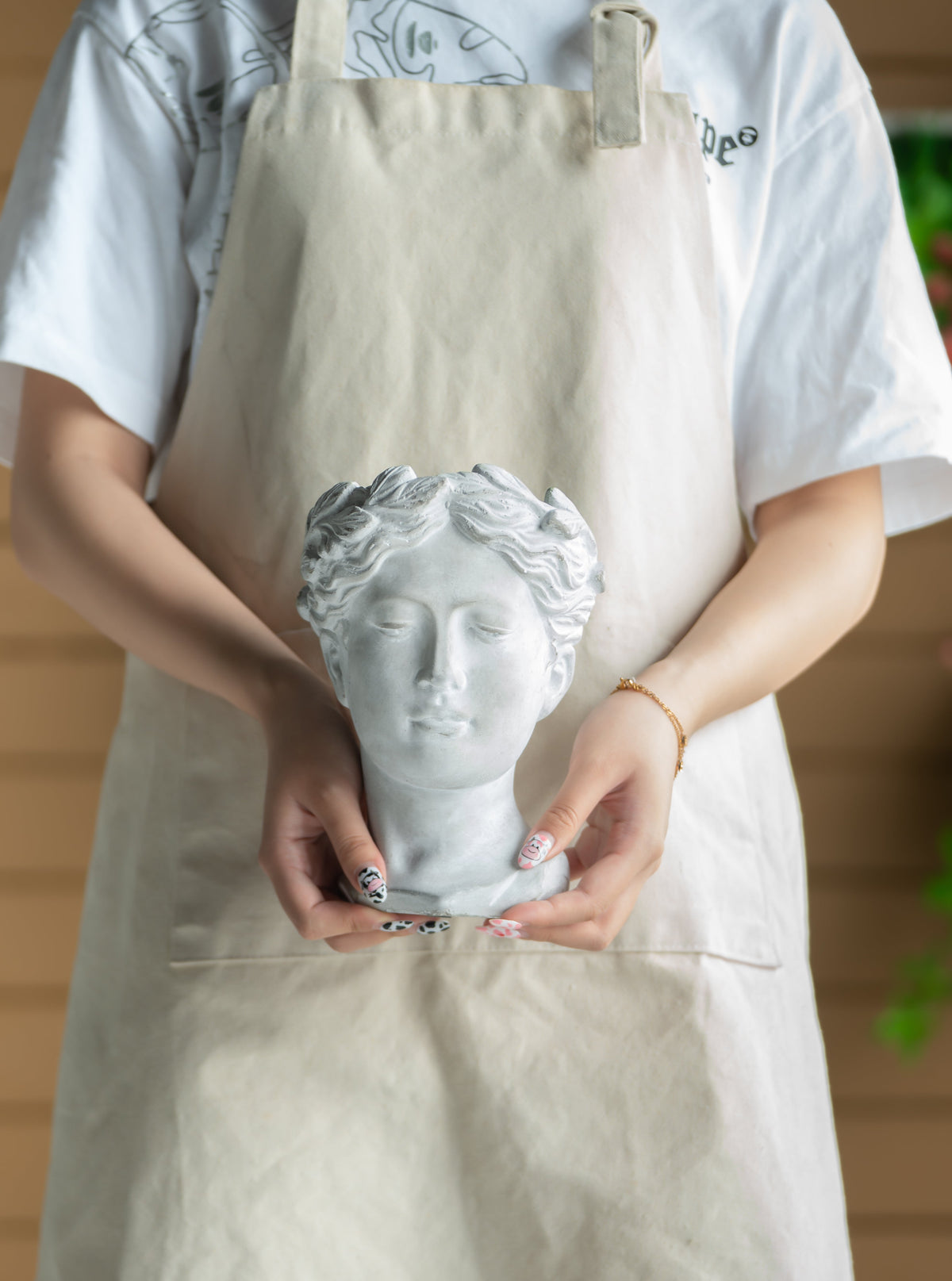 Greek Style Cement Head Planter with Classic Design - Cement, photo 8 of 10