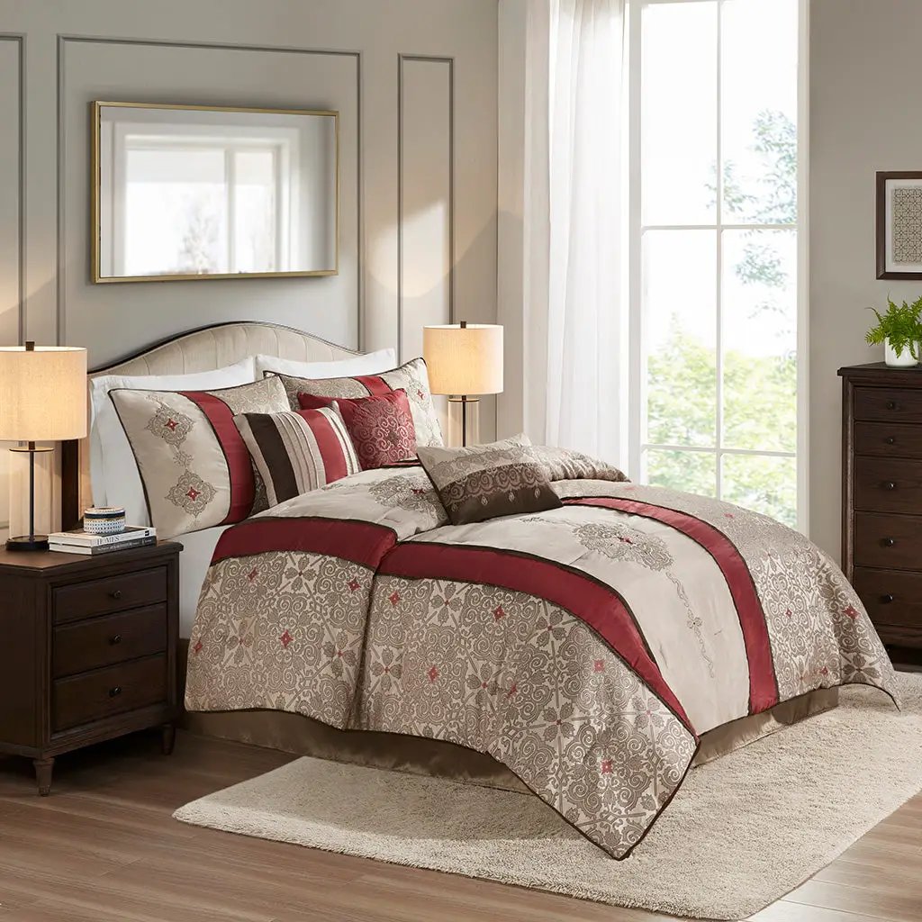 Queen 7 Piece Jacquard Comforter Set with Throw Pillows by HouseOfZazla
