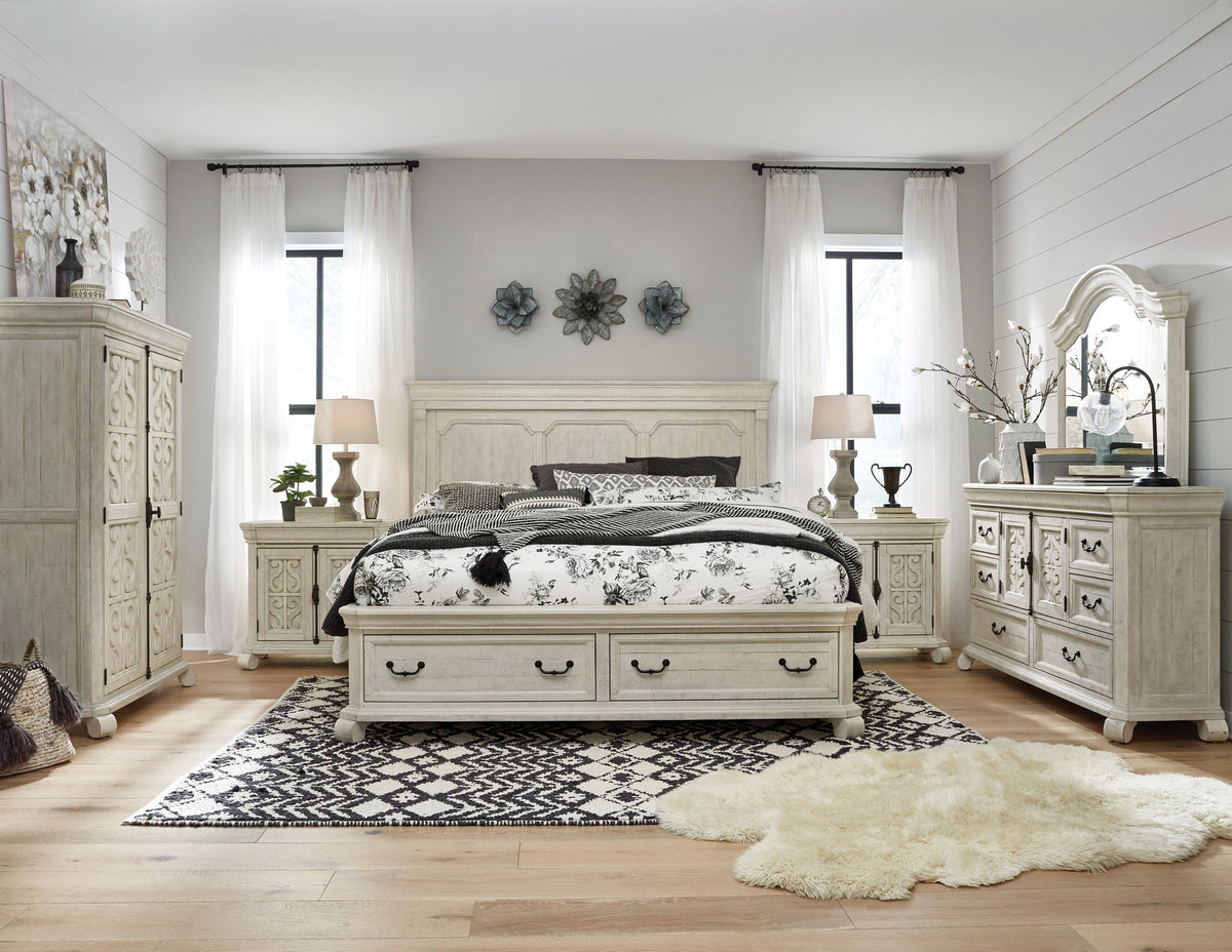 Bronwyn - Armoire - Alabaster, photo 2 of 7