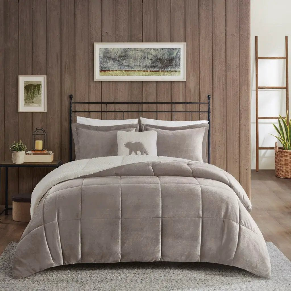 King Plush to Sherpa Down Alternative Comforter Set by HouseOfZazla