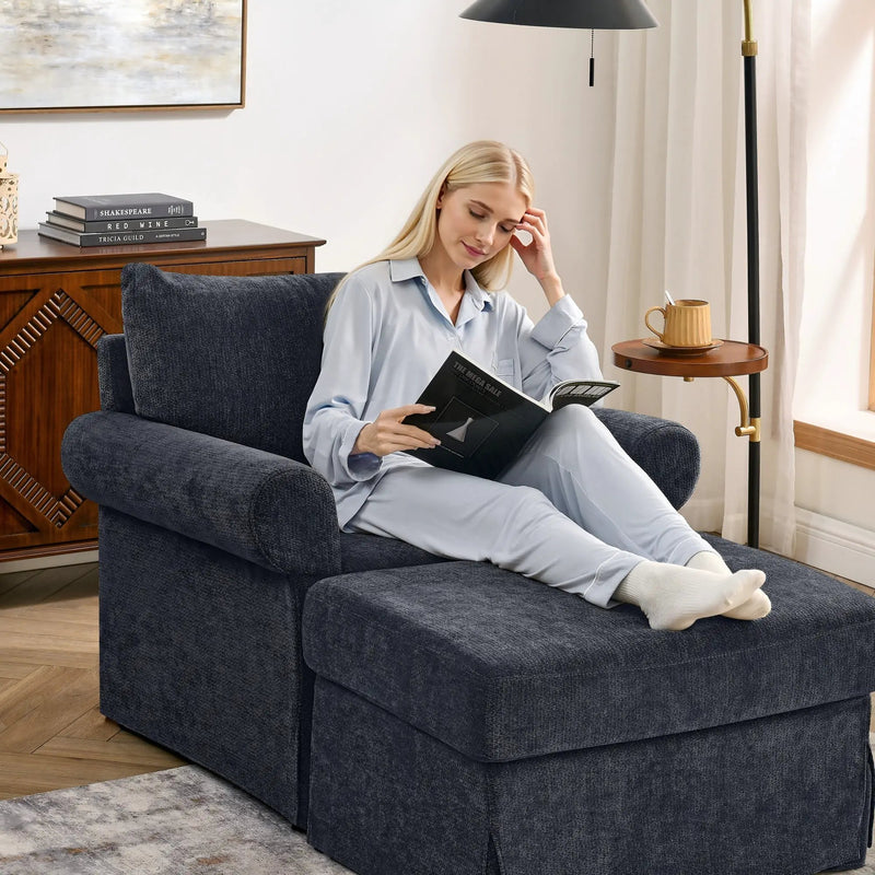 37.5" Accent Chair with Ottoman by HouseOfZazla