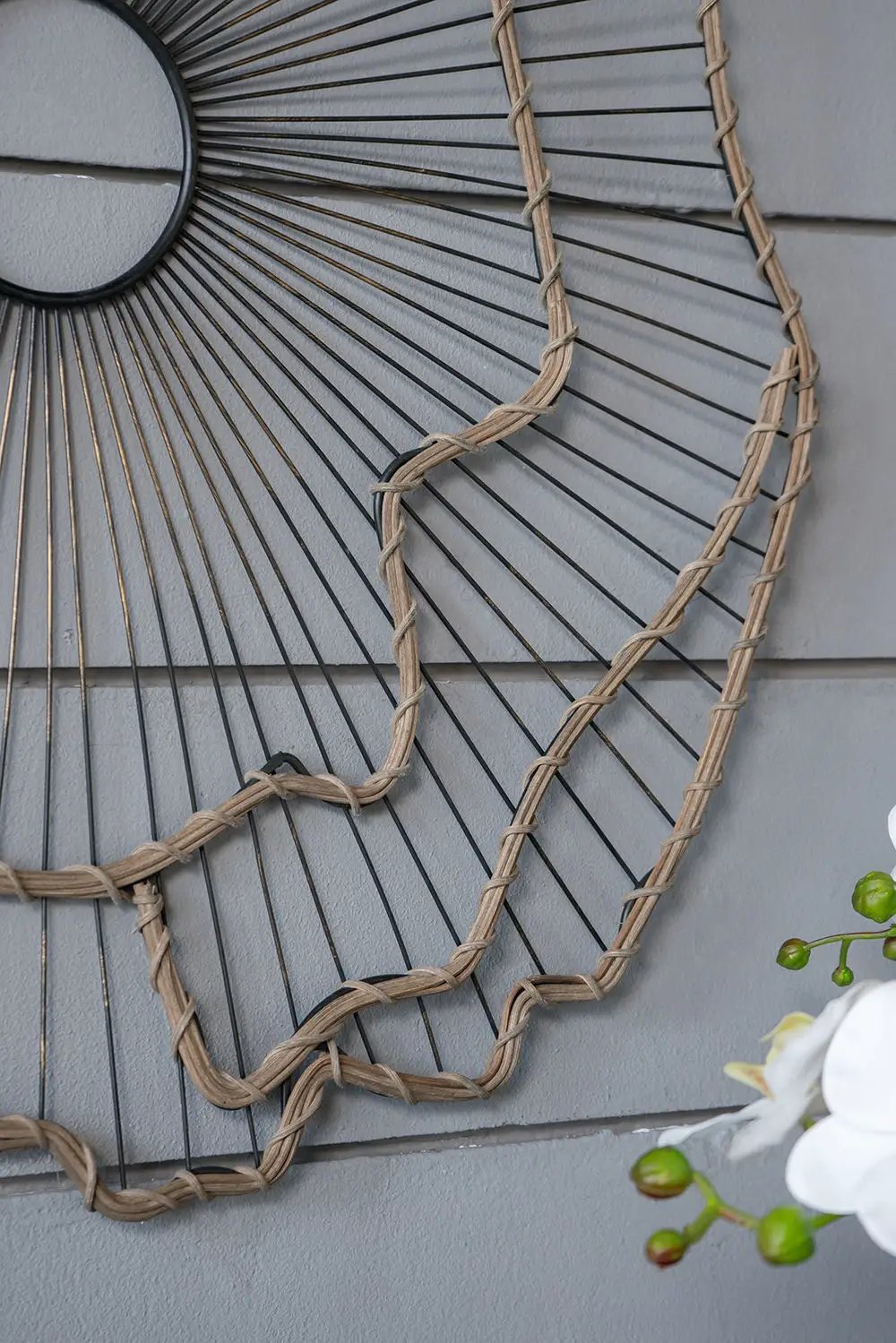 Metal Flowers Wall Decor, Transitional Wall Floral Sculpture For Foyer Porch Hallway Entrance (Set of 3) - Gold by Unique Piece Furniture