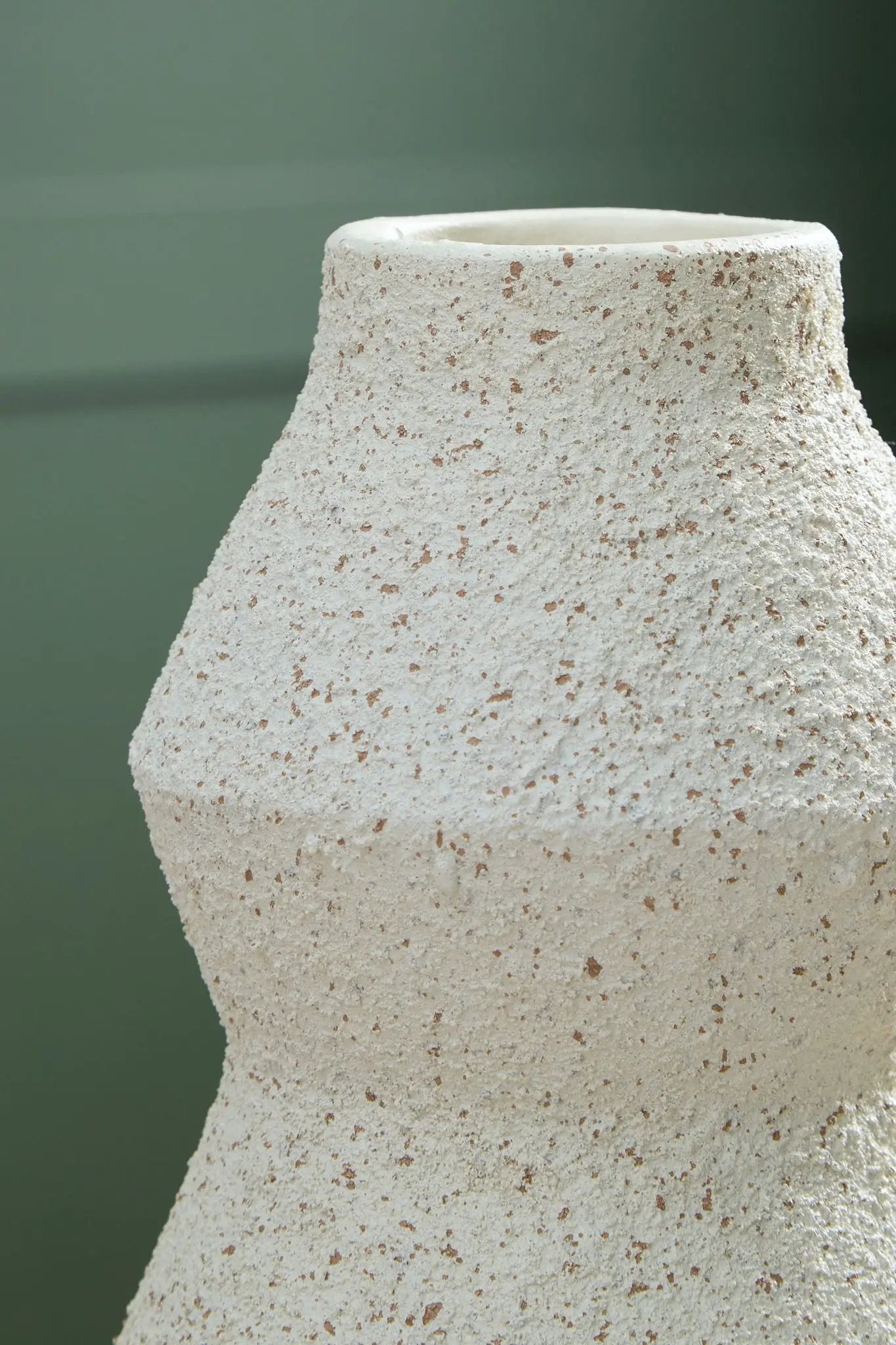 Dawthorne - Vase by Unique Piece Furniture