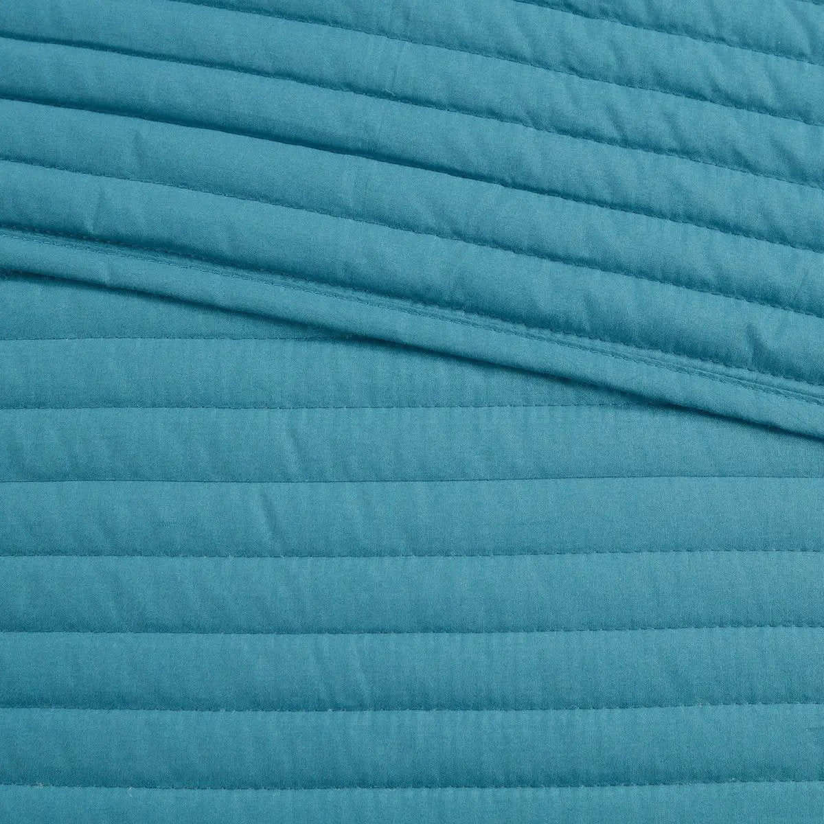 8 Piece Printed Seersucker Comforter and Quilt Set Collection Aqua King/Cal King by HouseOfZazla