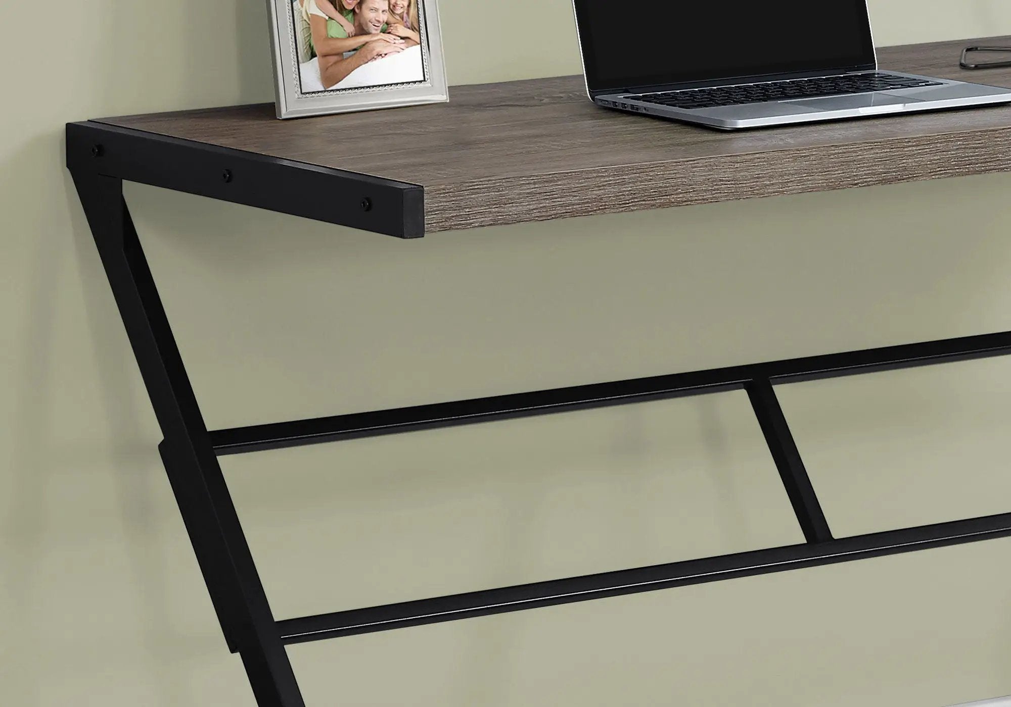 Computer Desk For Home Office, Chic Modern Design, Contemporary & Modern by Unique Piece Furniture
