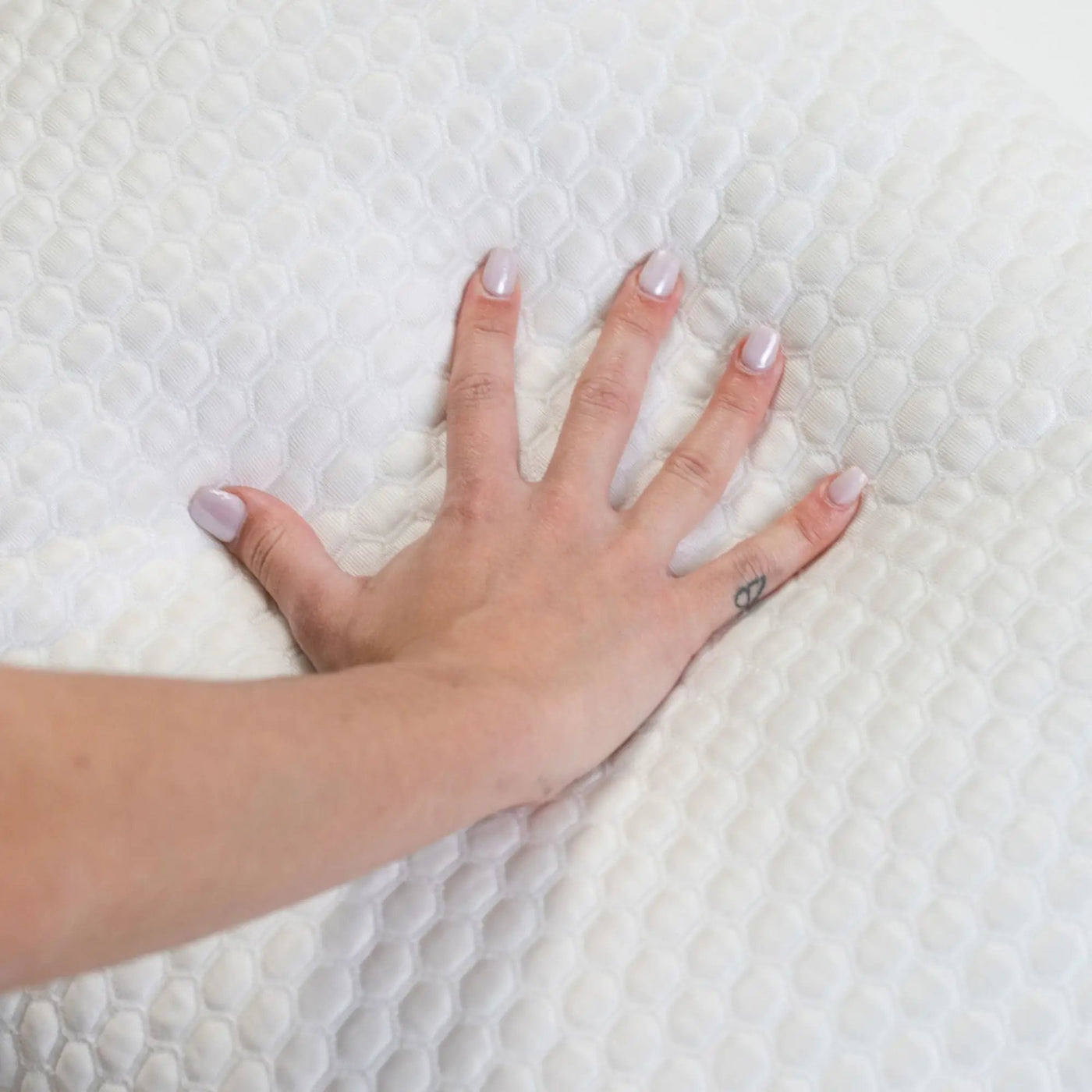 Ghostpillow Shredded - Customizable Soft Fluffy Gel Memory Foam & Siliconized Pillow by HouseOfZazla
