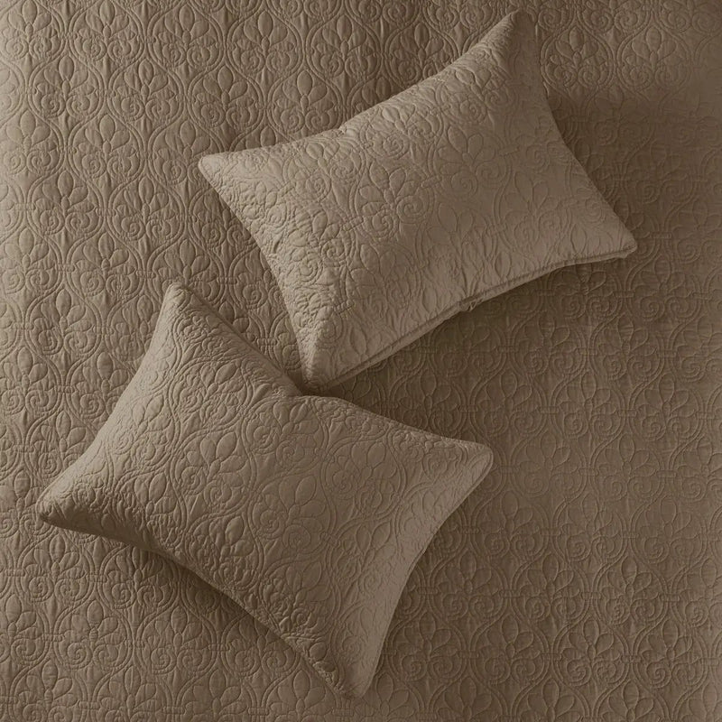 Reversible Quilt Set Mocha King/Cal King by HouseOfZazla